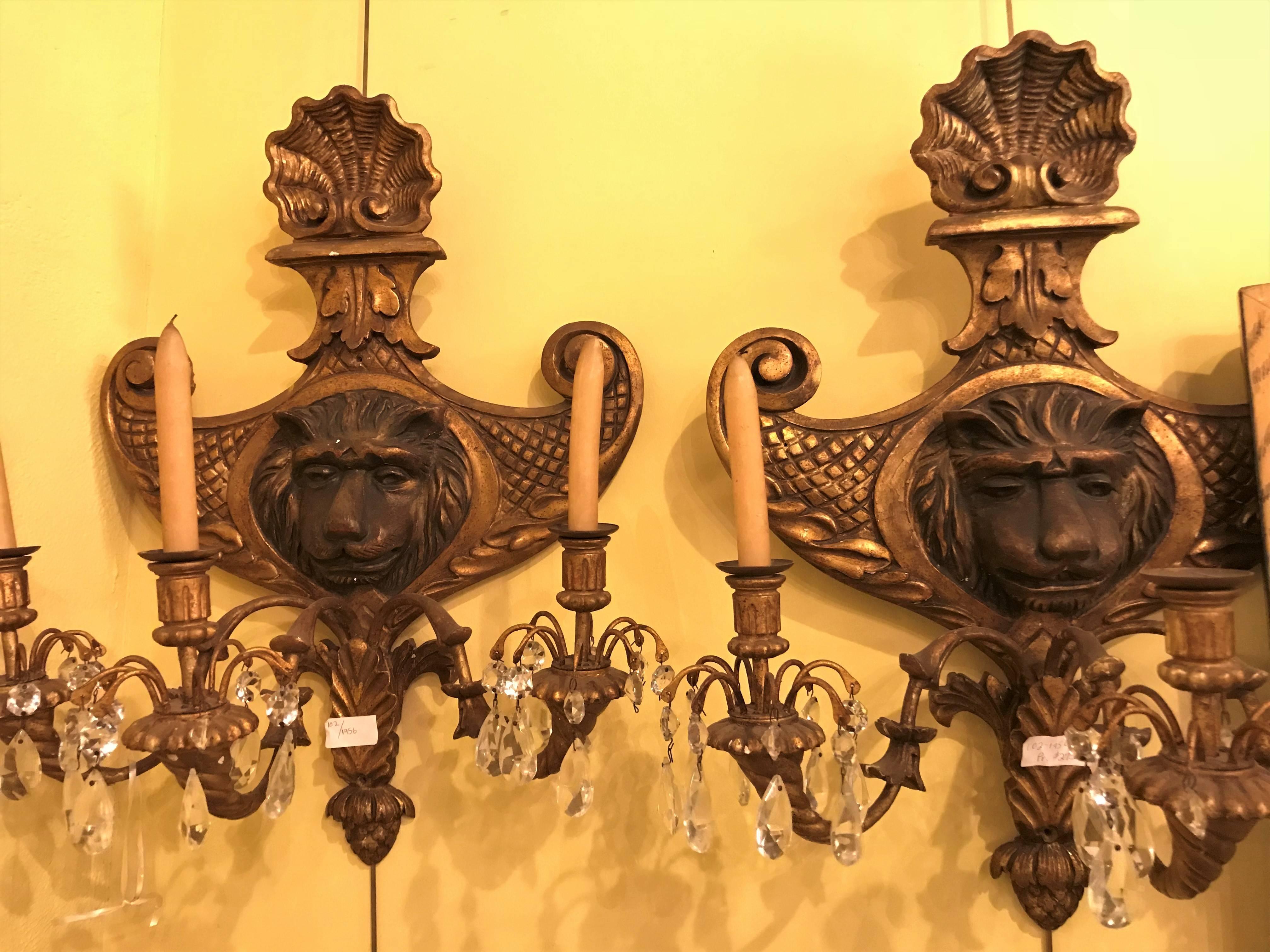 19th Century Pair of Carved Lion Head Shell Form Wooden Sconces 4
