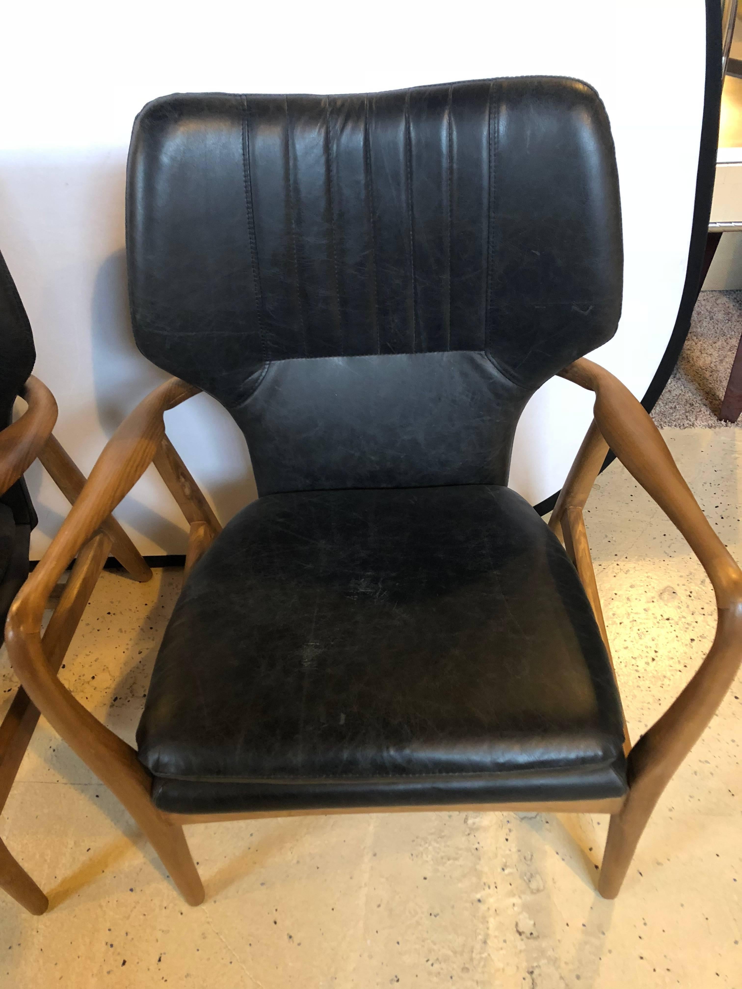 Mid-Century Modern Pair of Mid Century Modern Style Arm Chairs with Black Leather Upholstery