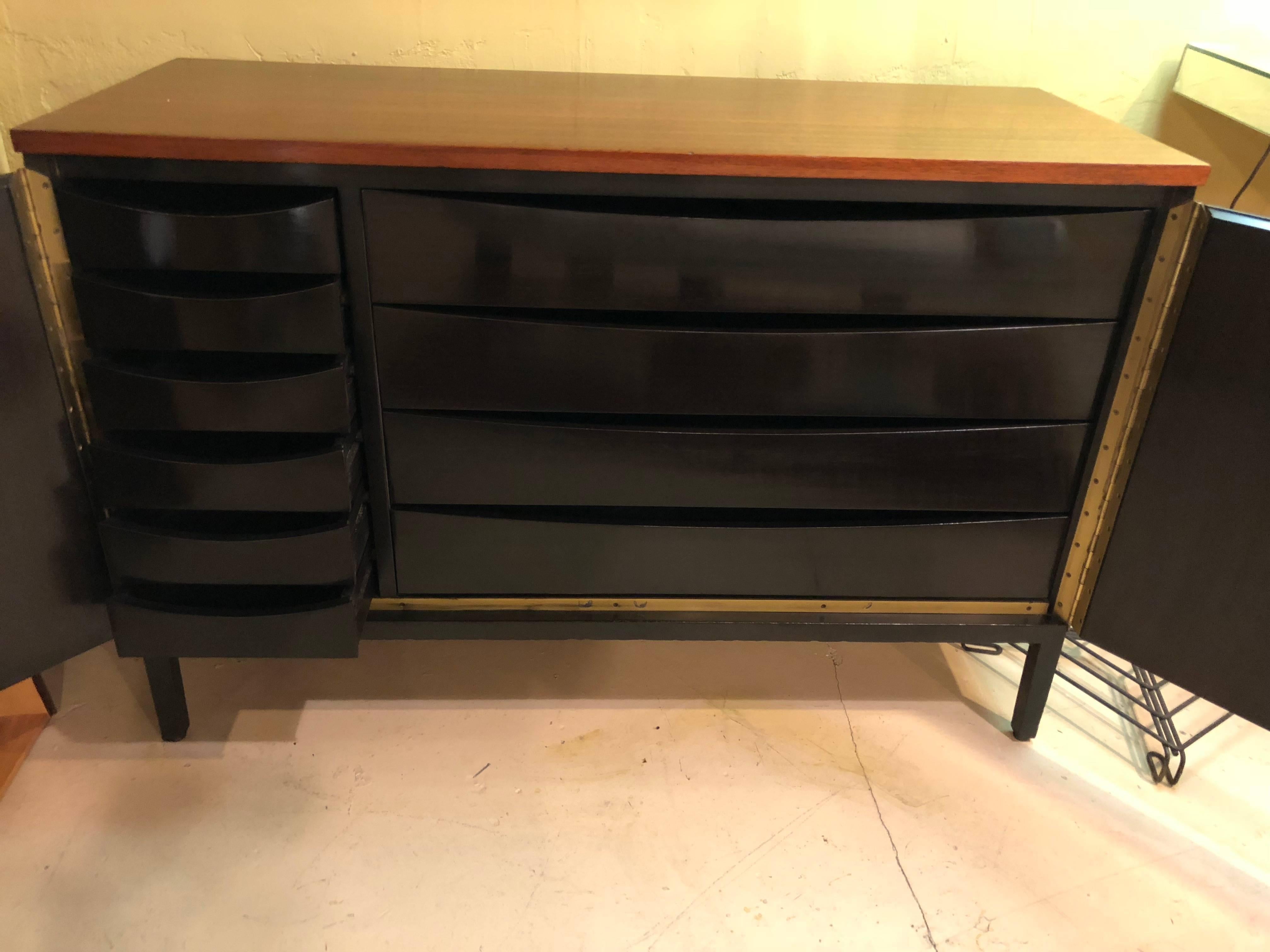 Pair of Mid-Century Modern Paul McCobb for Calvin Chests or Nightstands Ebonized 4