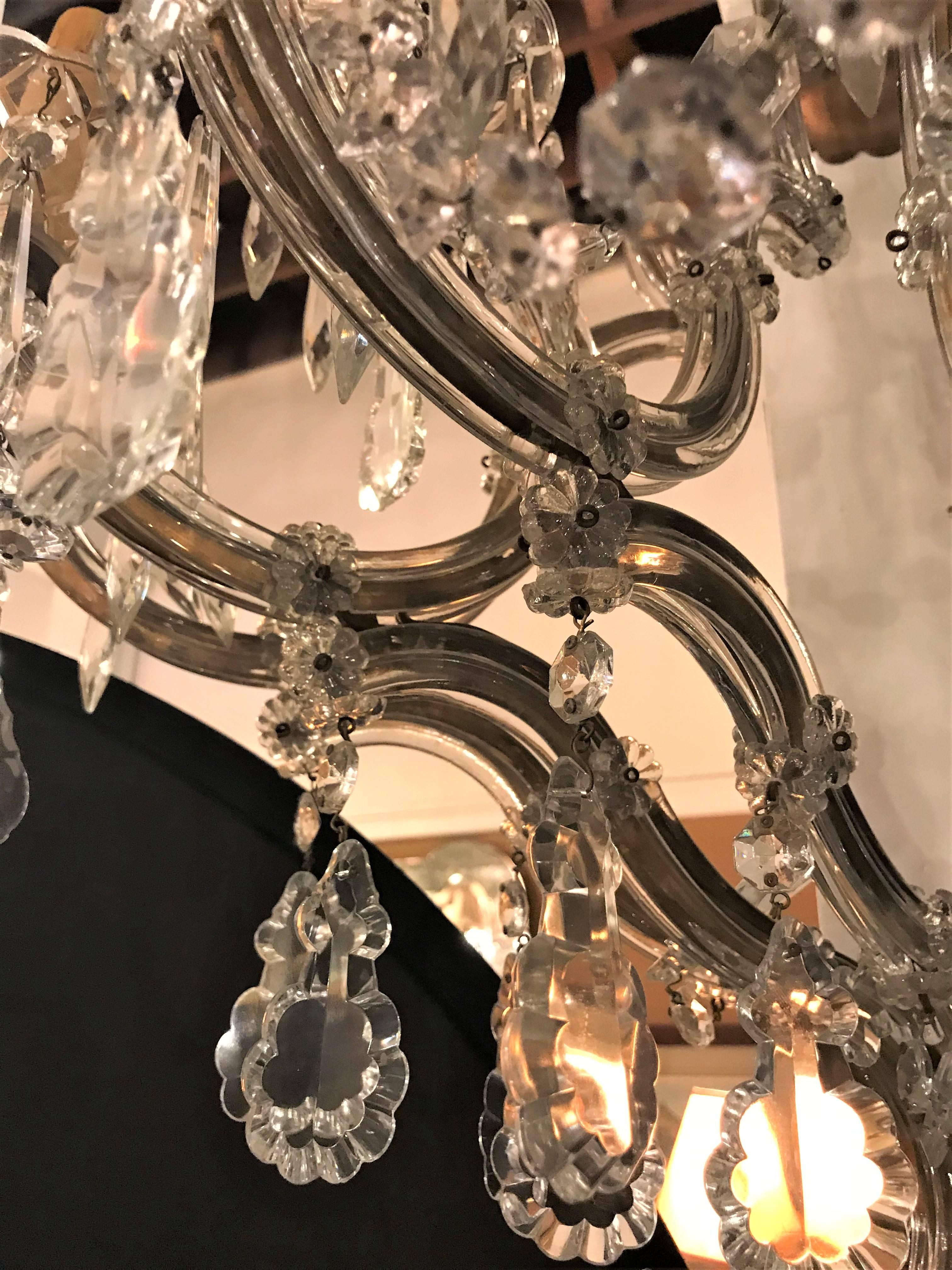 Pair of Venetian Crystal Ten Lights Wall Sconces, circa 1940 For Sale 4
