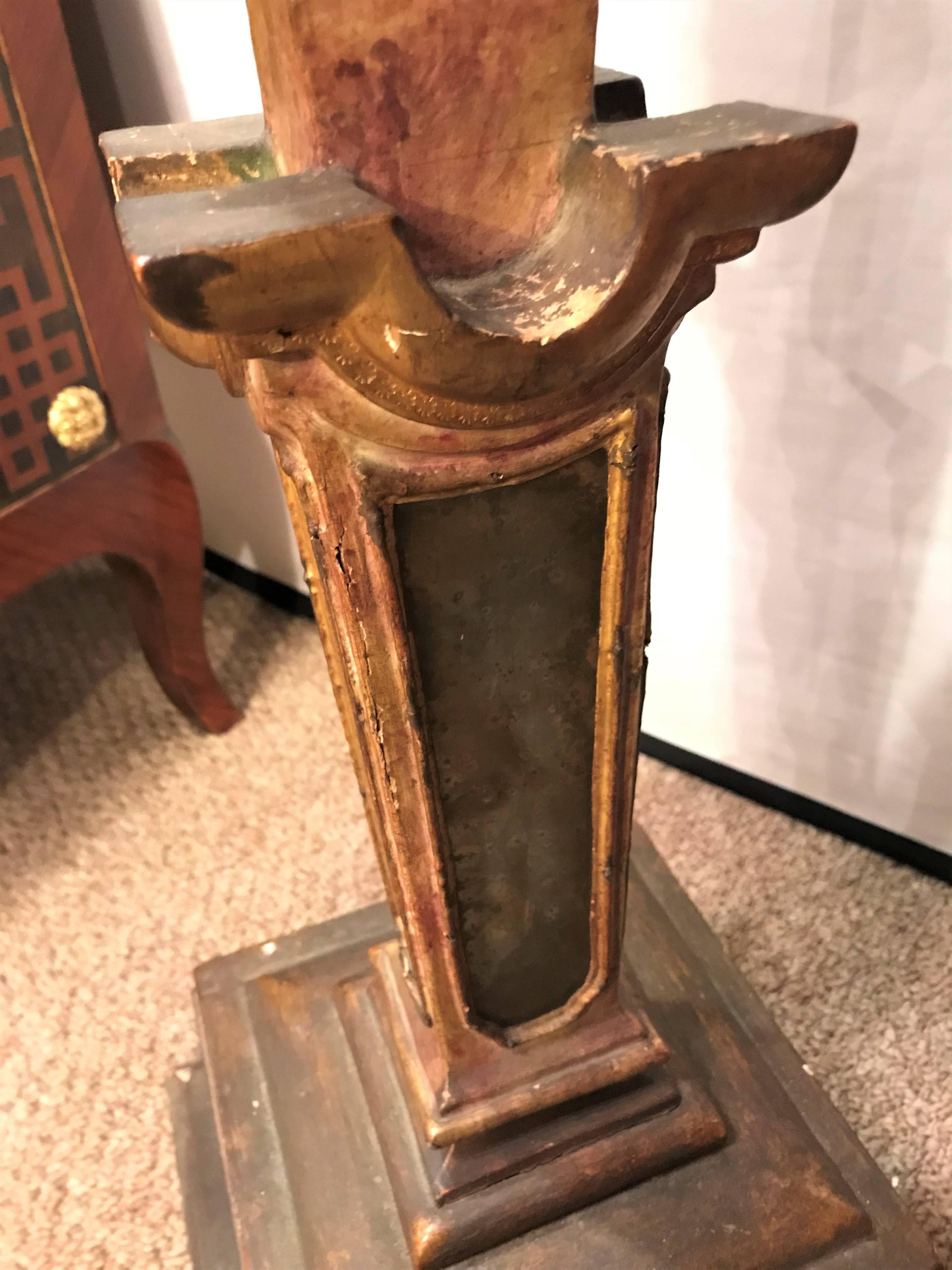 Neoclassical Continental Italian Gilt Distressed Continental Pedestal For Sale
