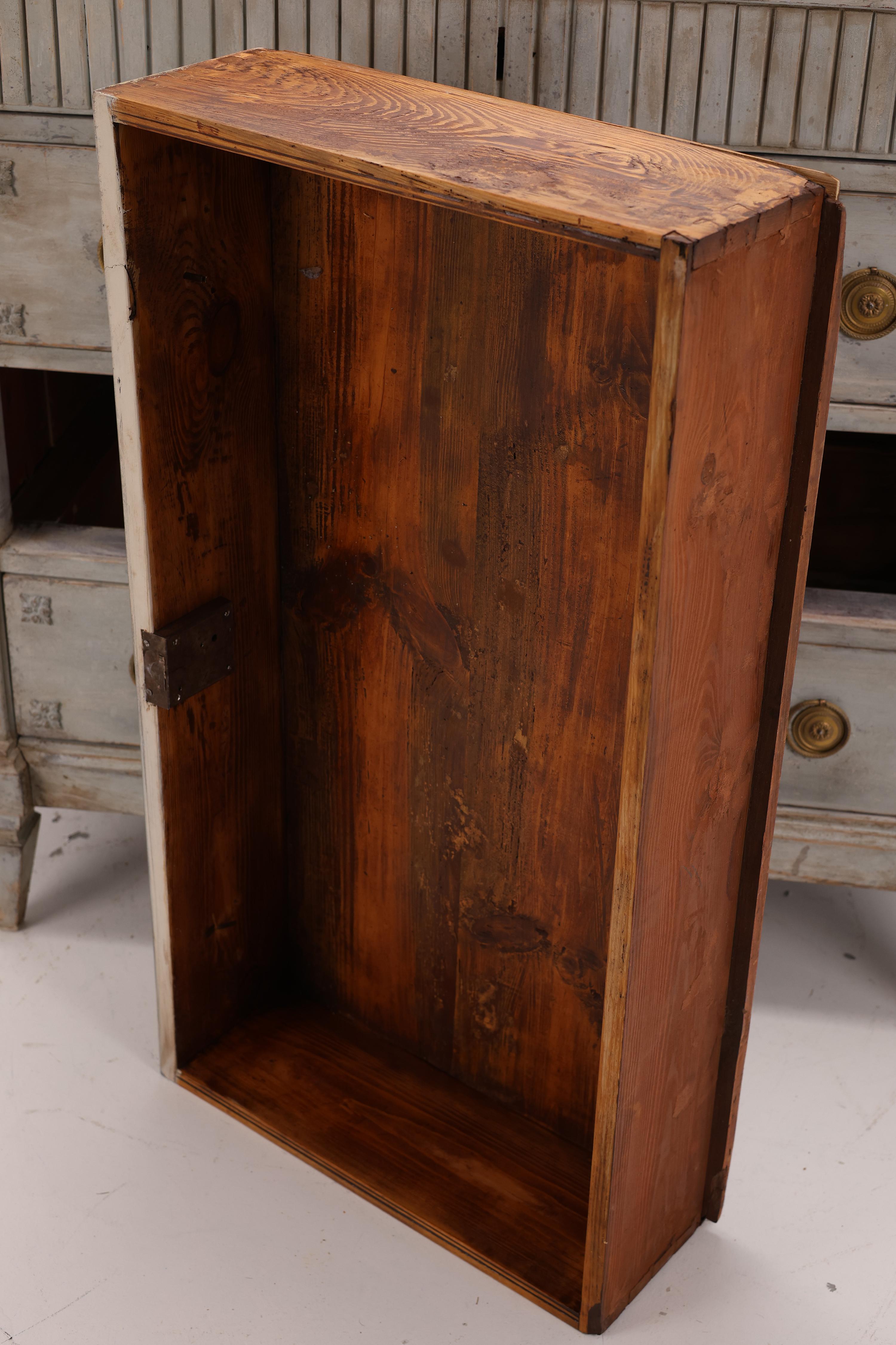 Gustavian Chest of Drawers, Sweden, 19th Century For Sale 10