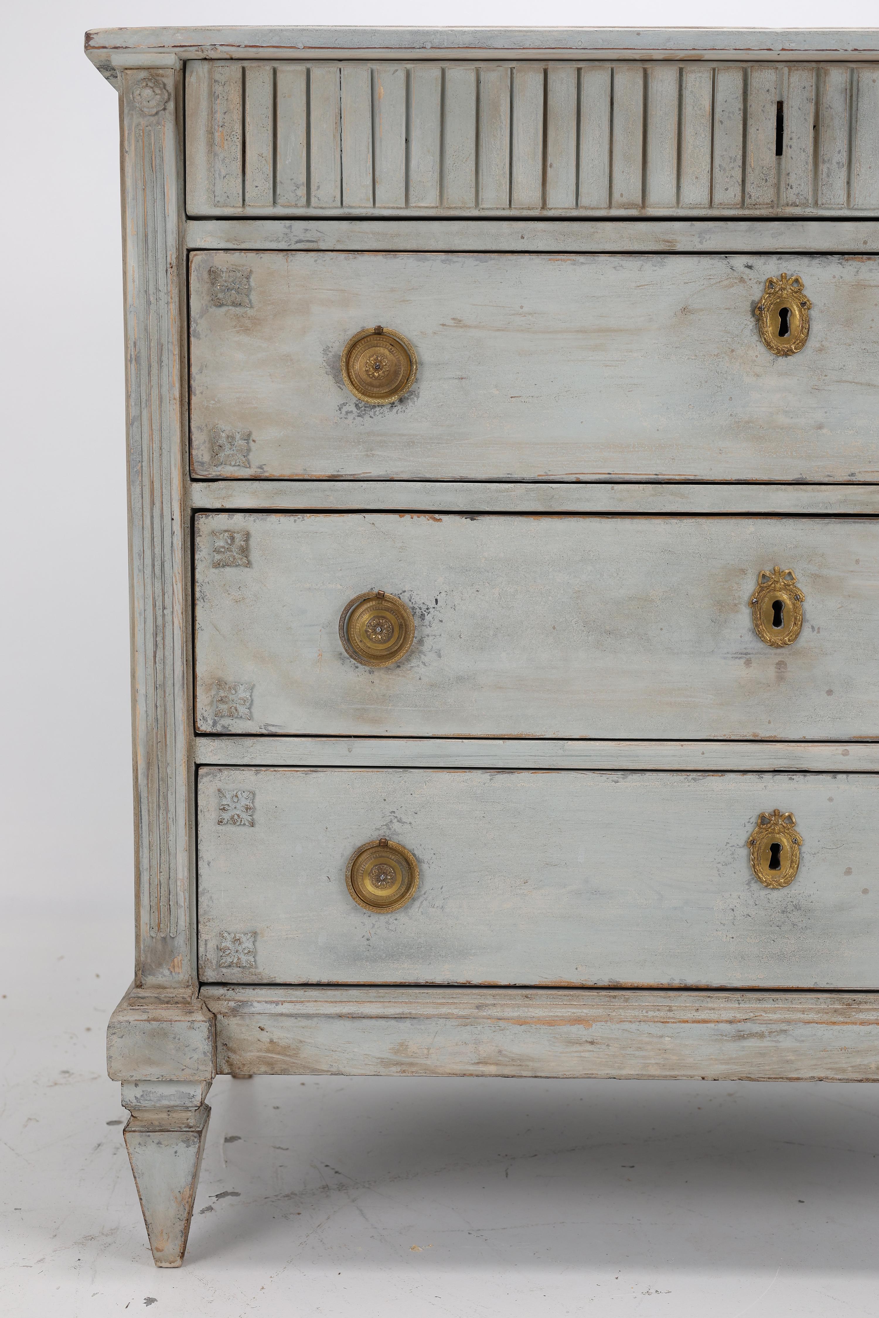 Gustavian Chest of Drawers, Sweden, 19th Century In Good Condition For Sale In Stahnsdorf, DE