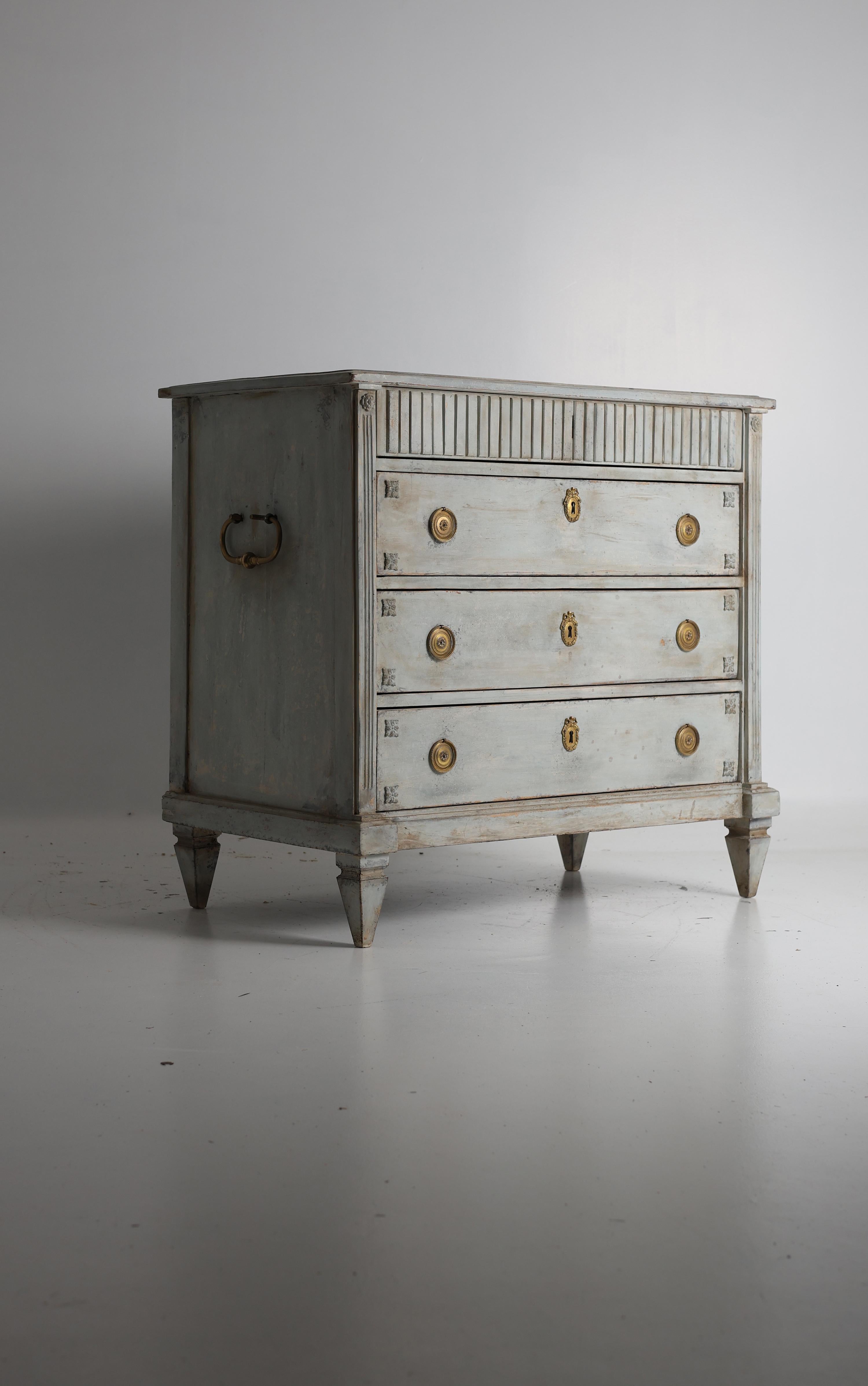 Gustavian Chest of Drawers, Sweden, 19th Century For Sale 9