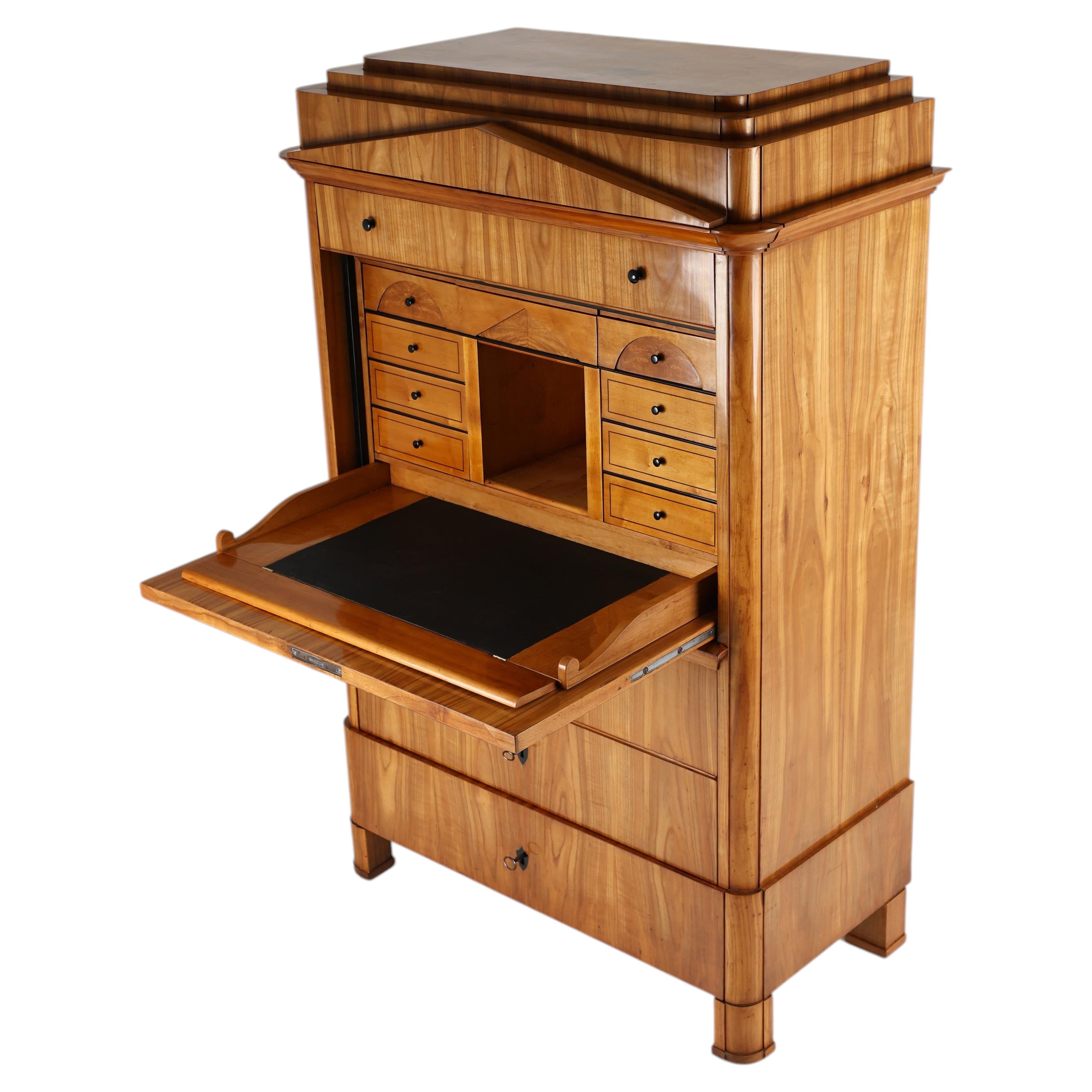 Secreter de madera de cerezo de estilo Biedermeier, Alemania, hacia 1825