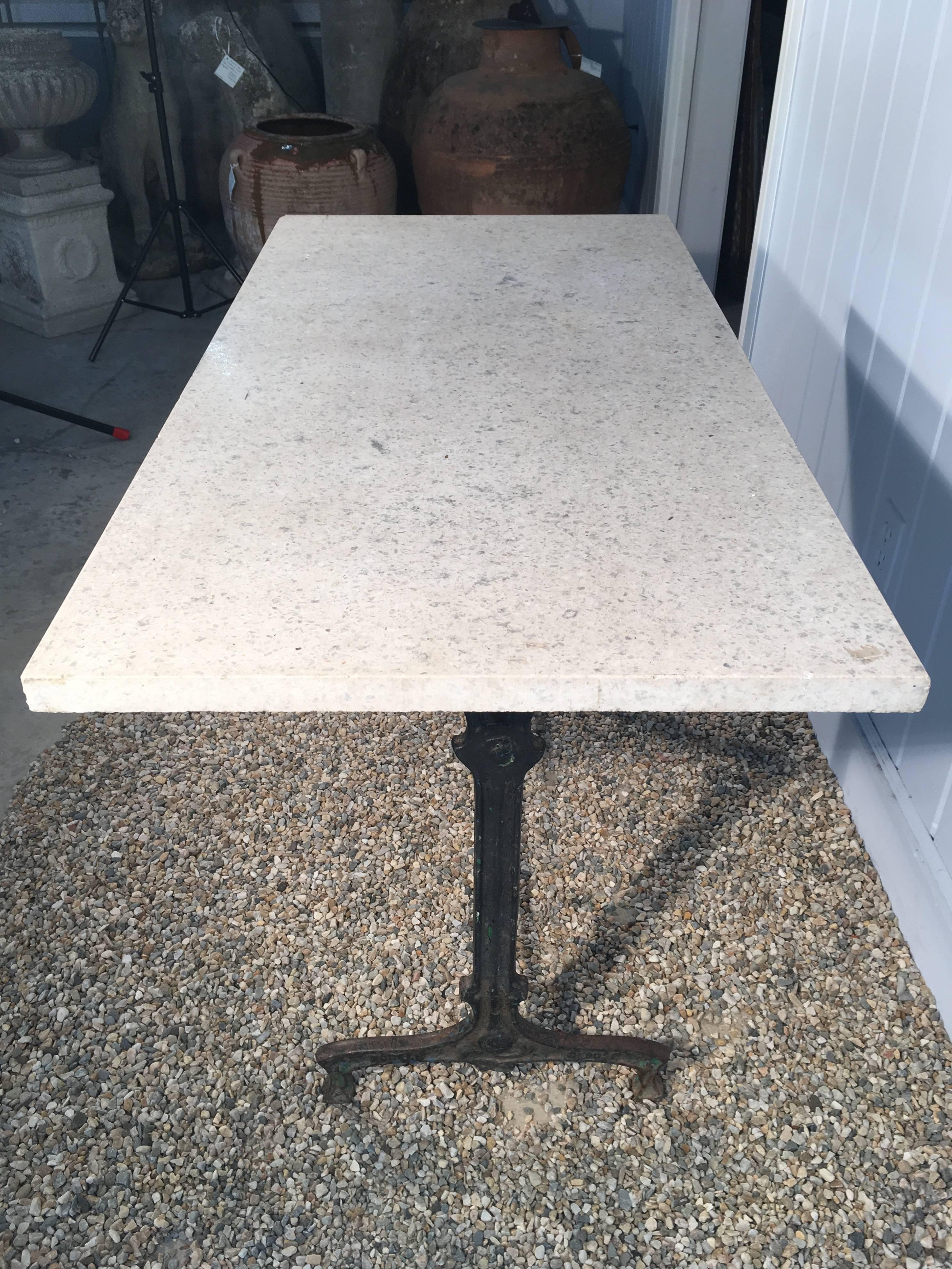 French Art Nouveau Cast Iron and Marble-Topped Table In Good Condition For Sale In Woodbury, CT