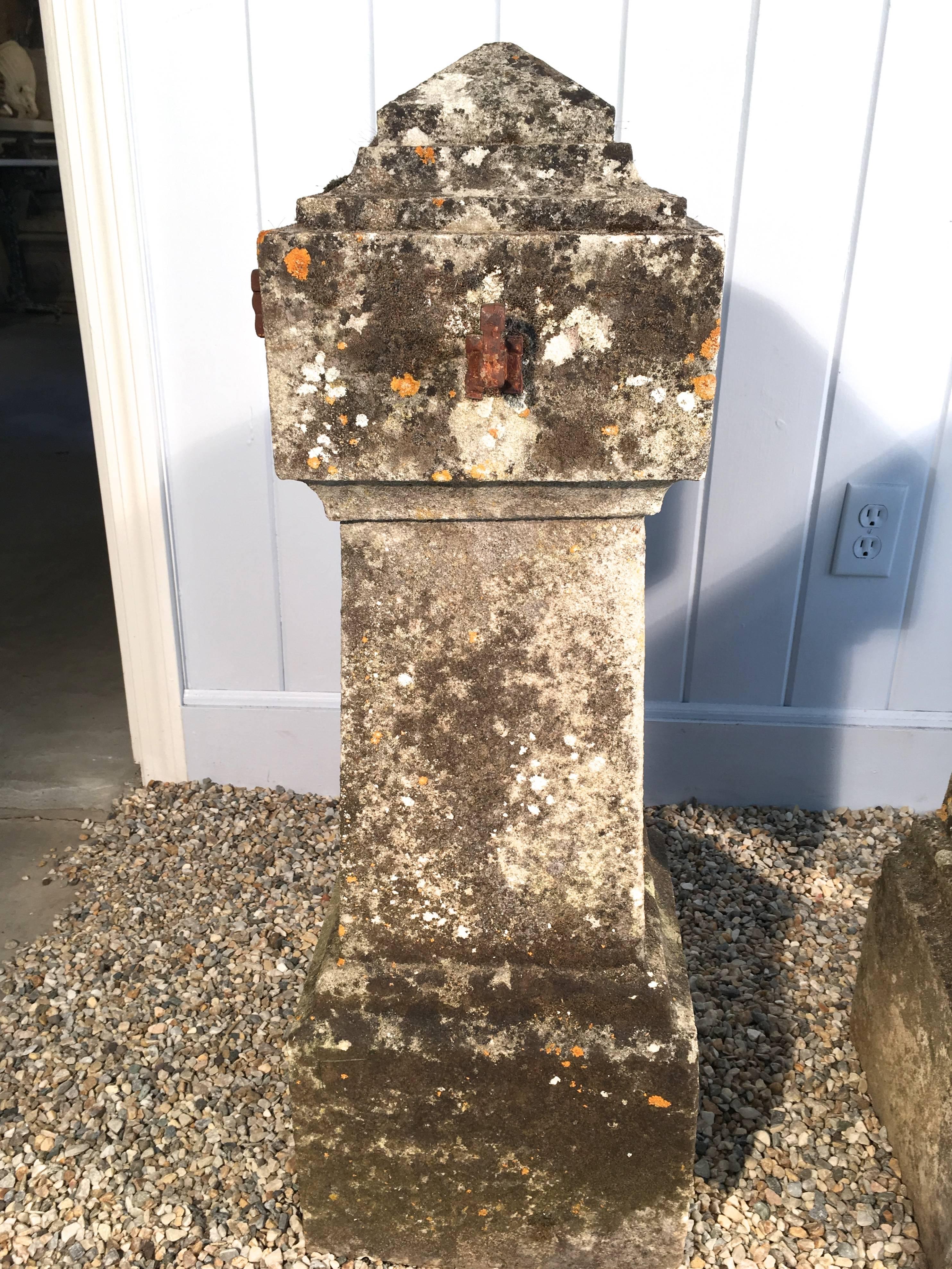 18th Century and Earlier Magnificent Set of Three 18th Century Limestone Entrance Pillars with Chains 