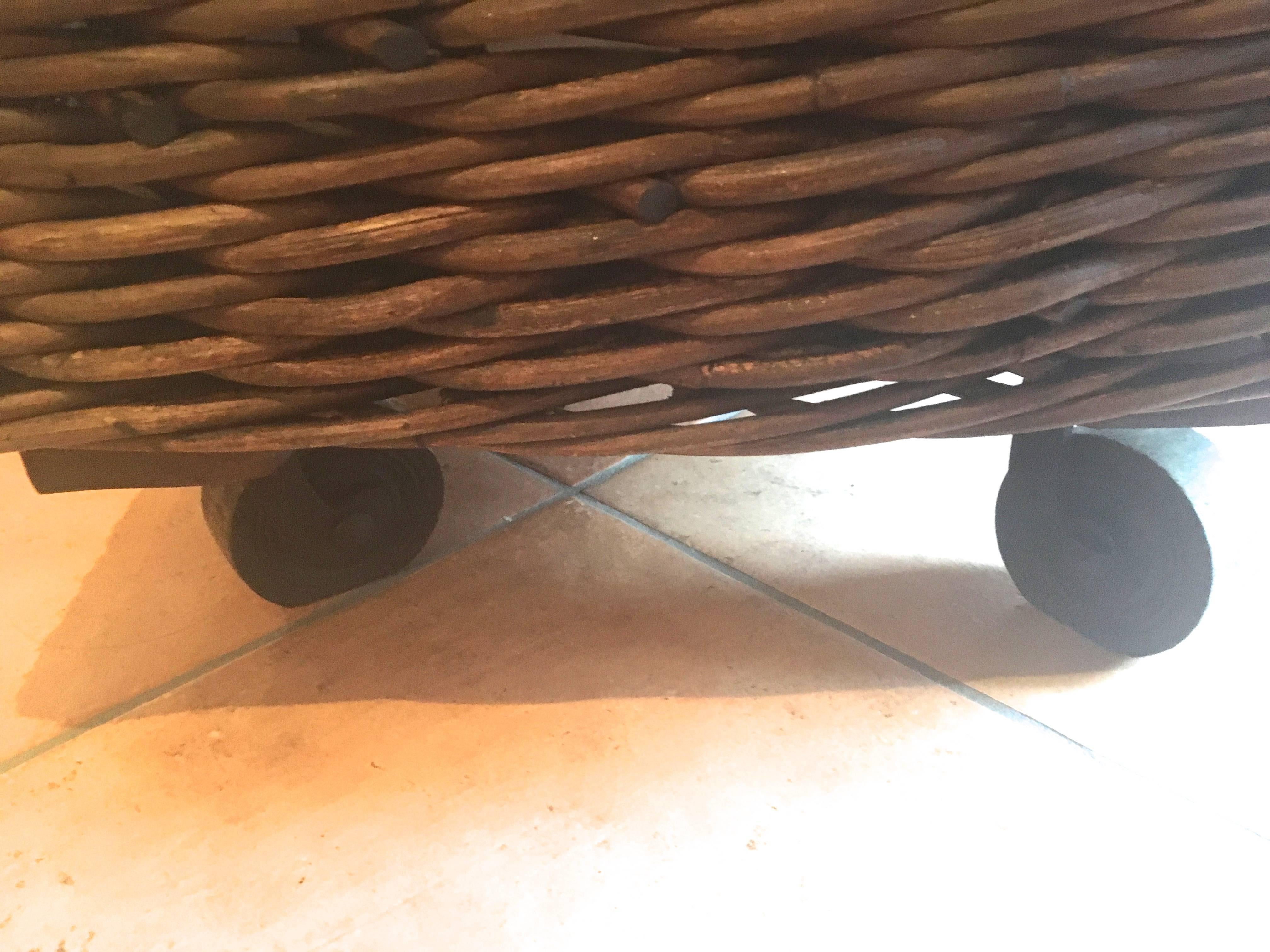 French Handwoven Wicker Boulangerie Bread Basket on Wheels In Excellent Condition In Woodbury, CT