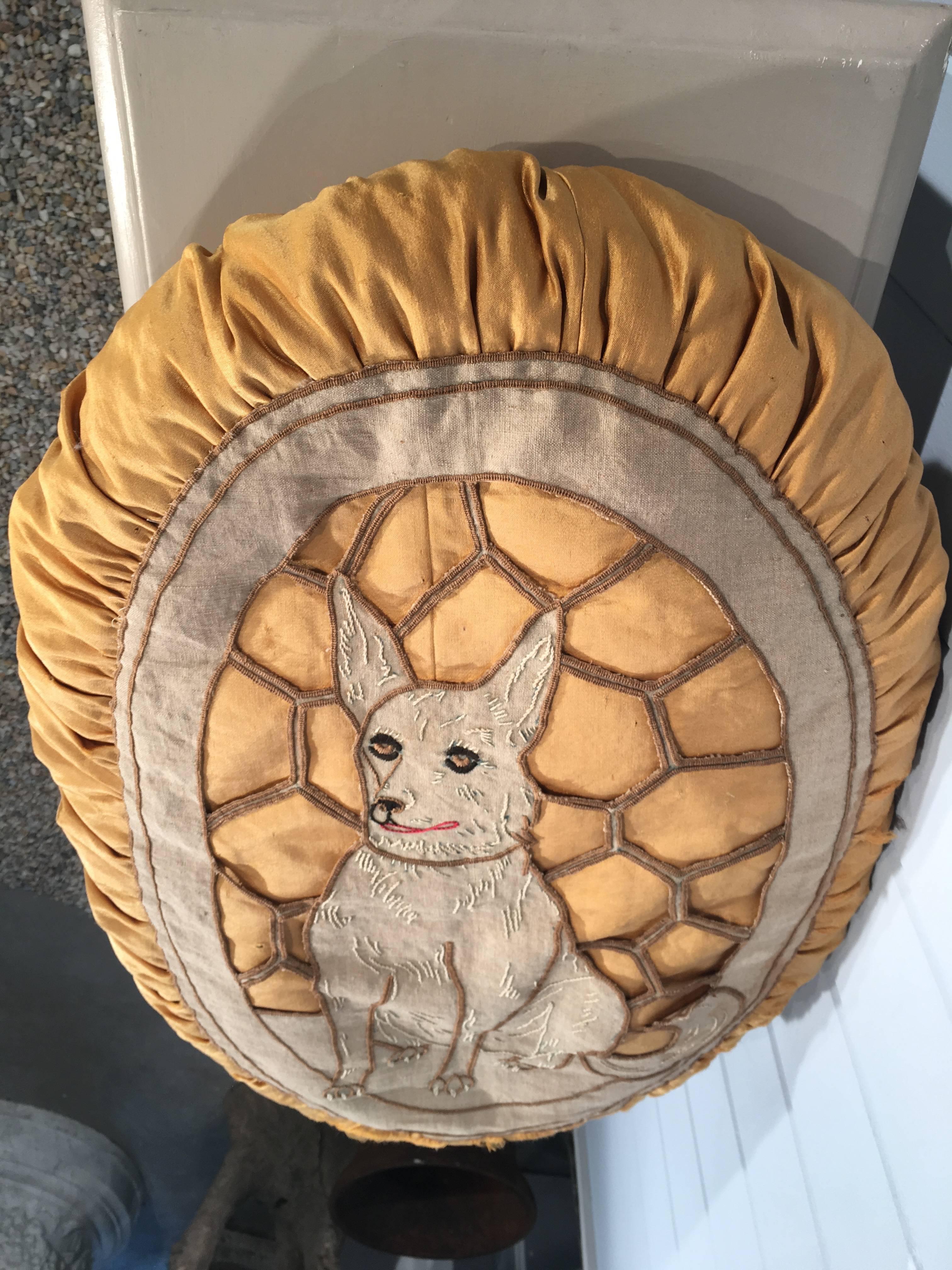 Large English Oval Silk Dog Pillow with Alsatian In Good Condition For Sale In Woodbury, CT