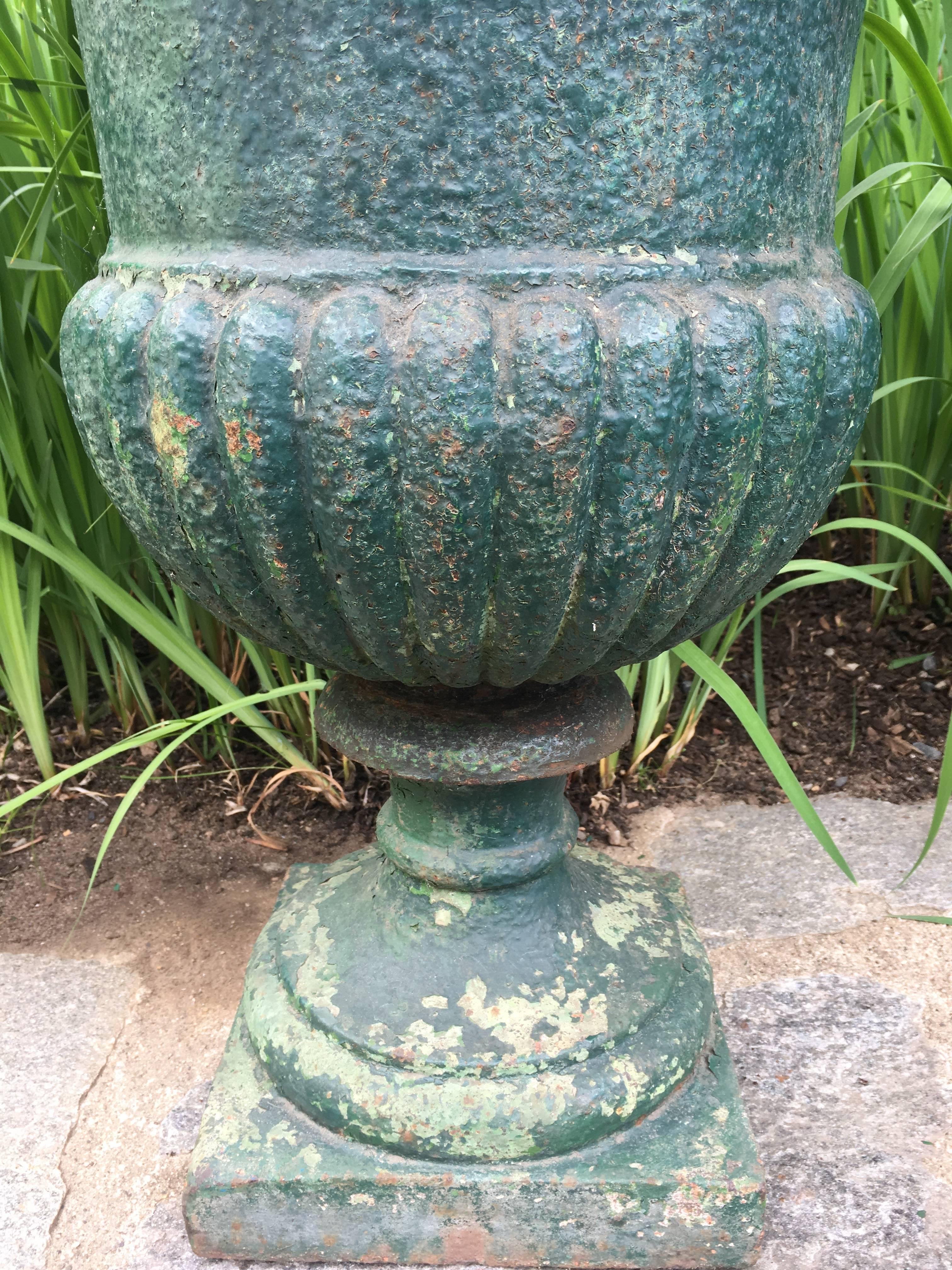 Tall French 19th Century Cast Iron Campana Urn In Good Condition For Sale In Woodbury, CT