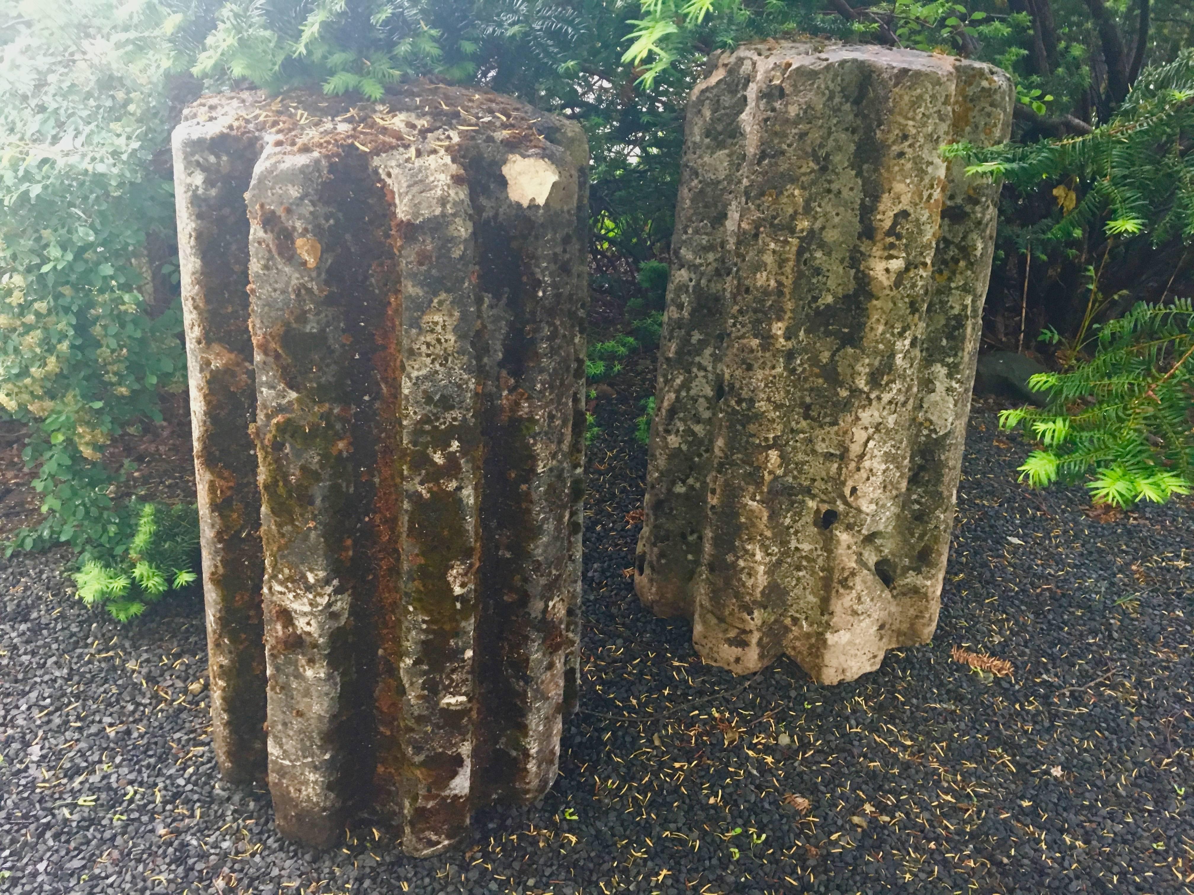 Rare Pair of 18th Century French Stone Cannelle Gate Piers In Excellent Condition In Woodbury, CT