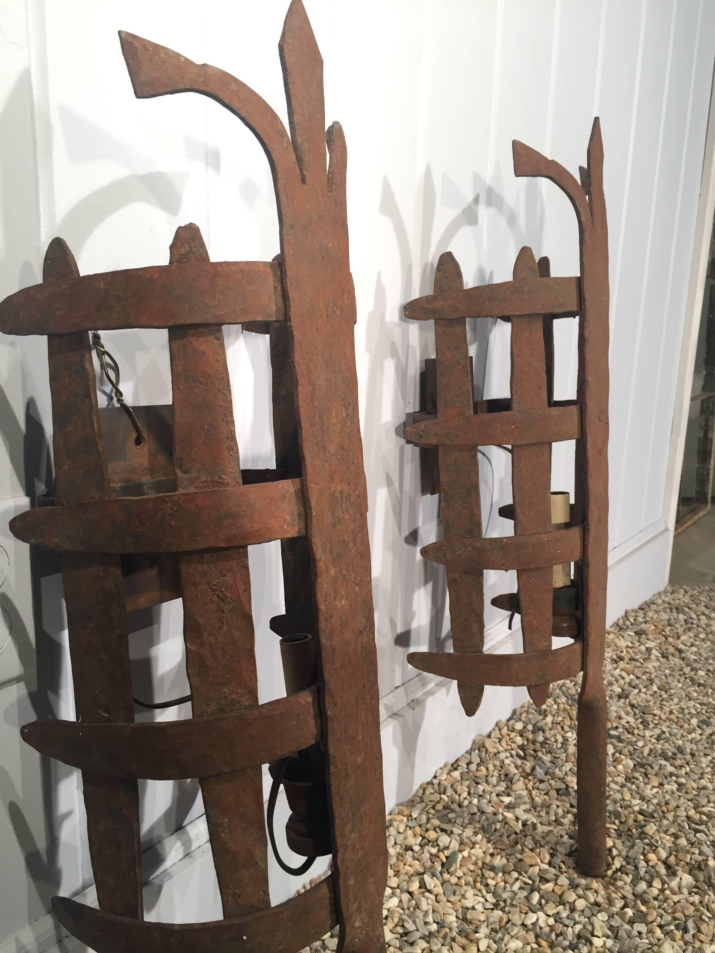 Hand-Crafted Large Pair of French Wrought Iron Medieval-Style Sconces For Sale