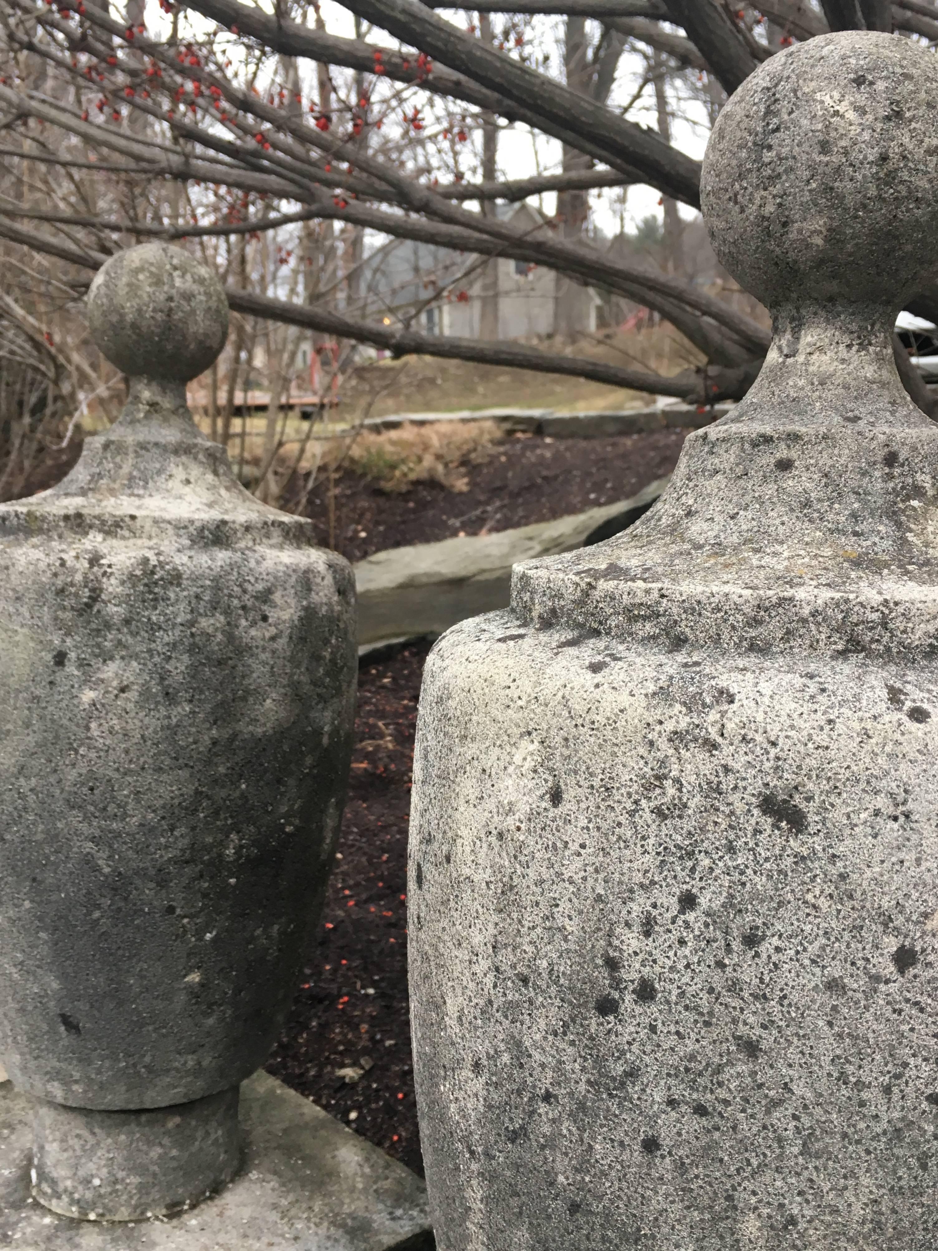 Pair of Large Statuesque English Cast Stone Art Deco Finials In Good Condition In Woodbury, CT