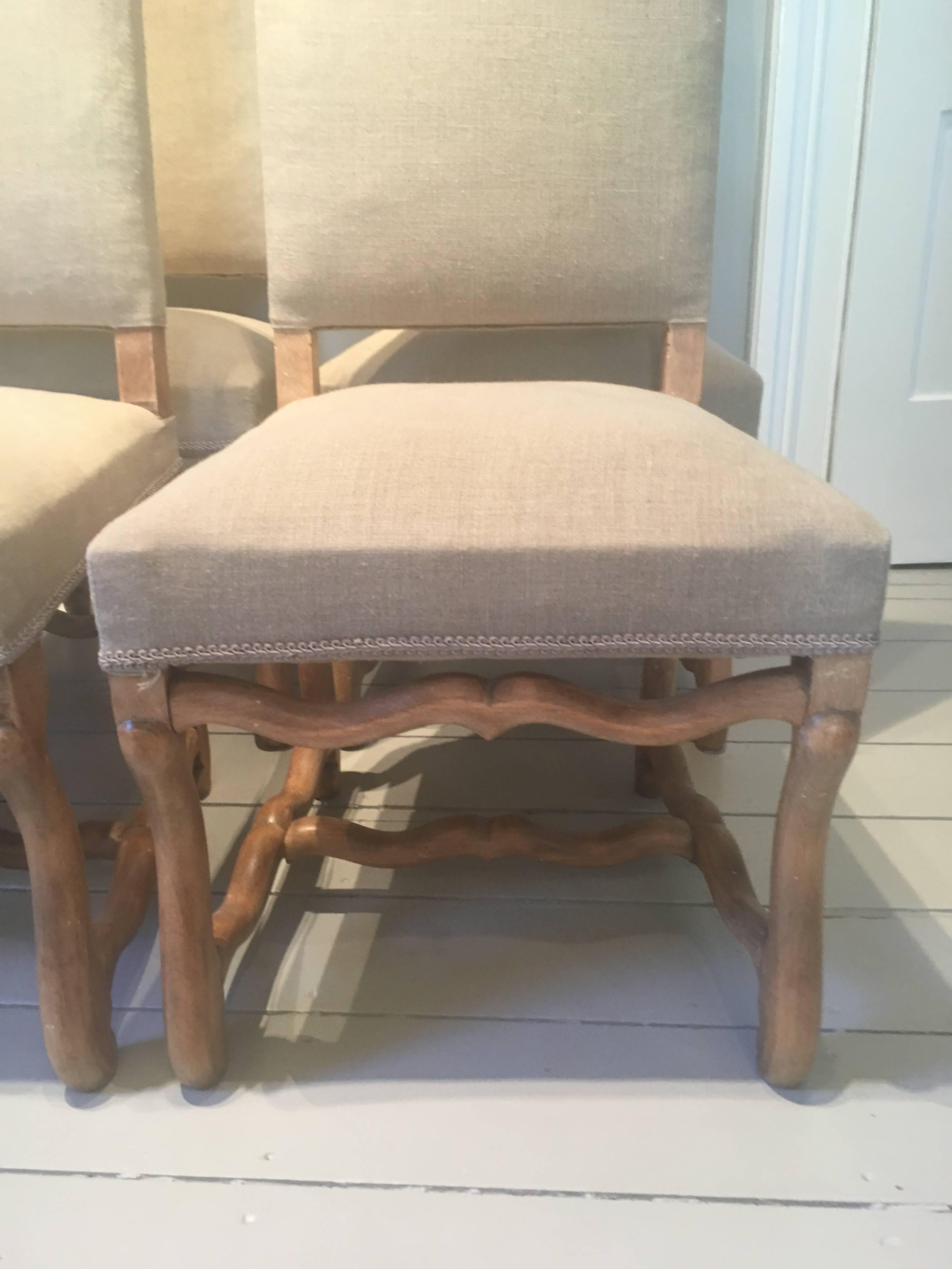 Set of Six Beech Louis XIII-Style Os De Mouton Dining Chairs In Excellent Condition In Woodbury, CT