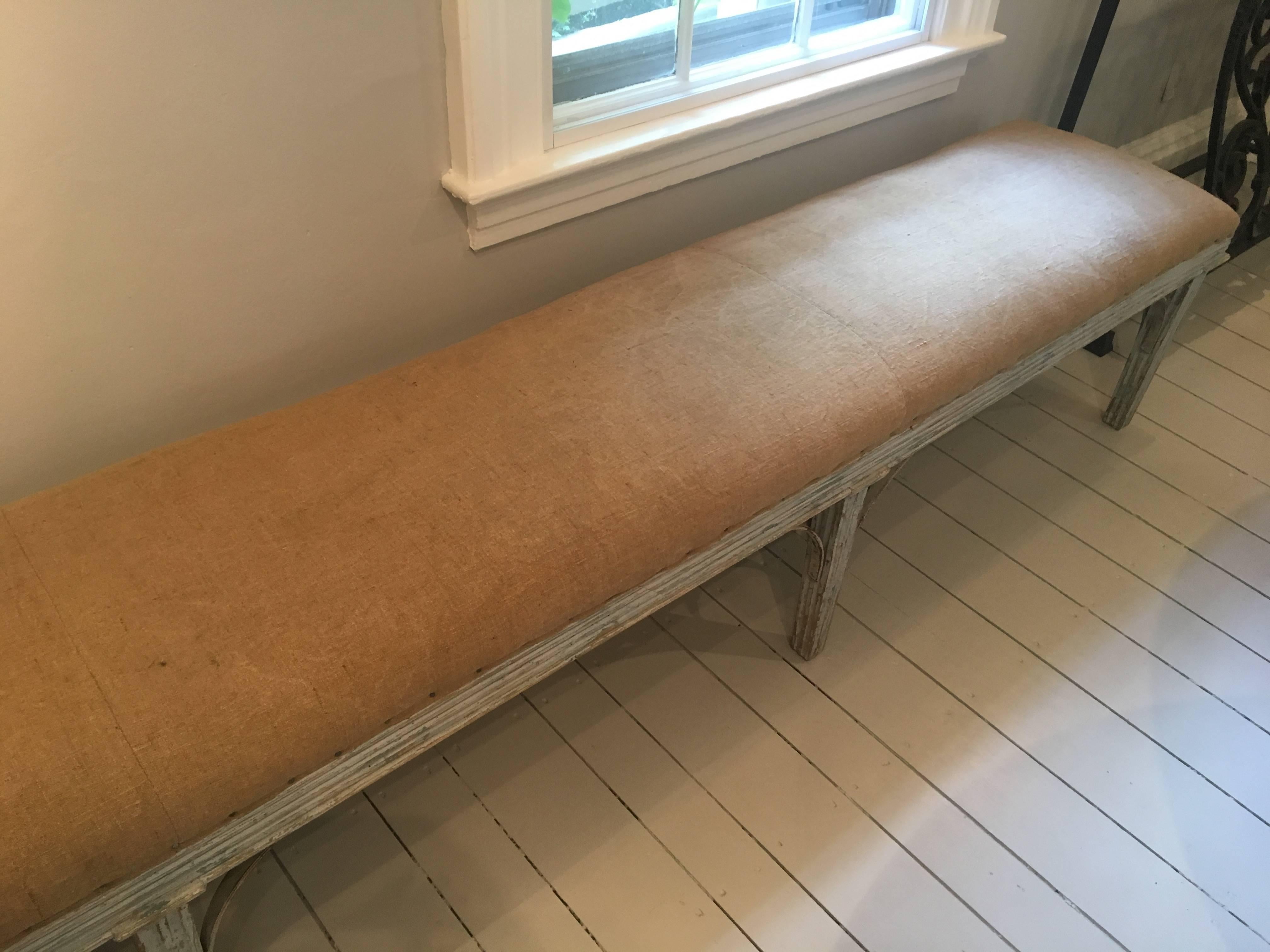 Exceptionally Long French Painted Louis XVI Style Bench In Good Condition In Woodbury, CT