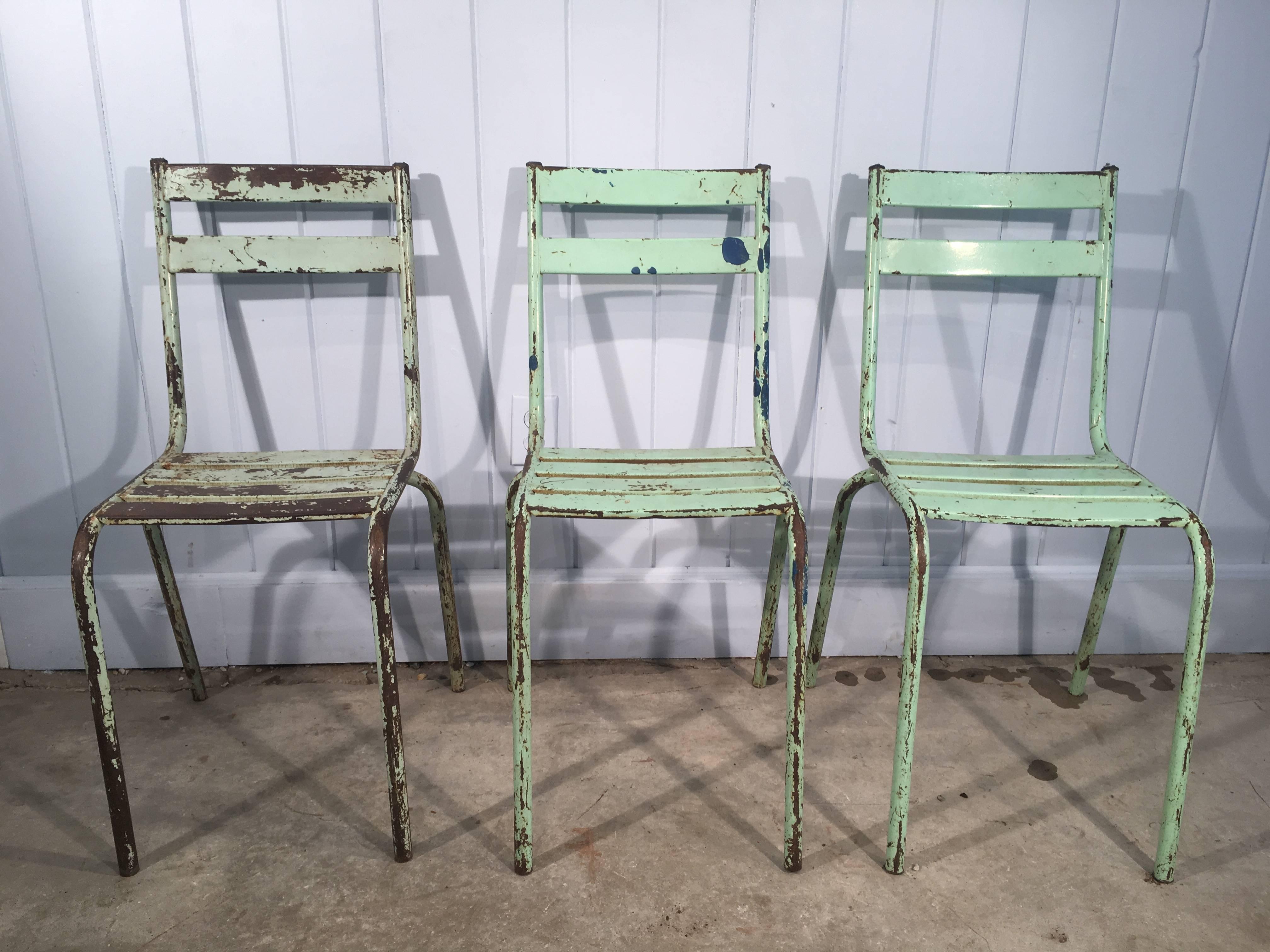 Set of Six French Painted Steel Garden Chairs In Good Condition In Woodbury, CT