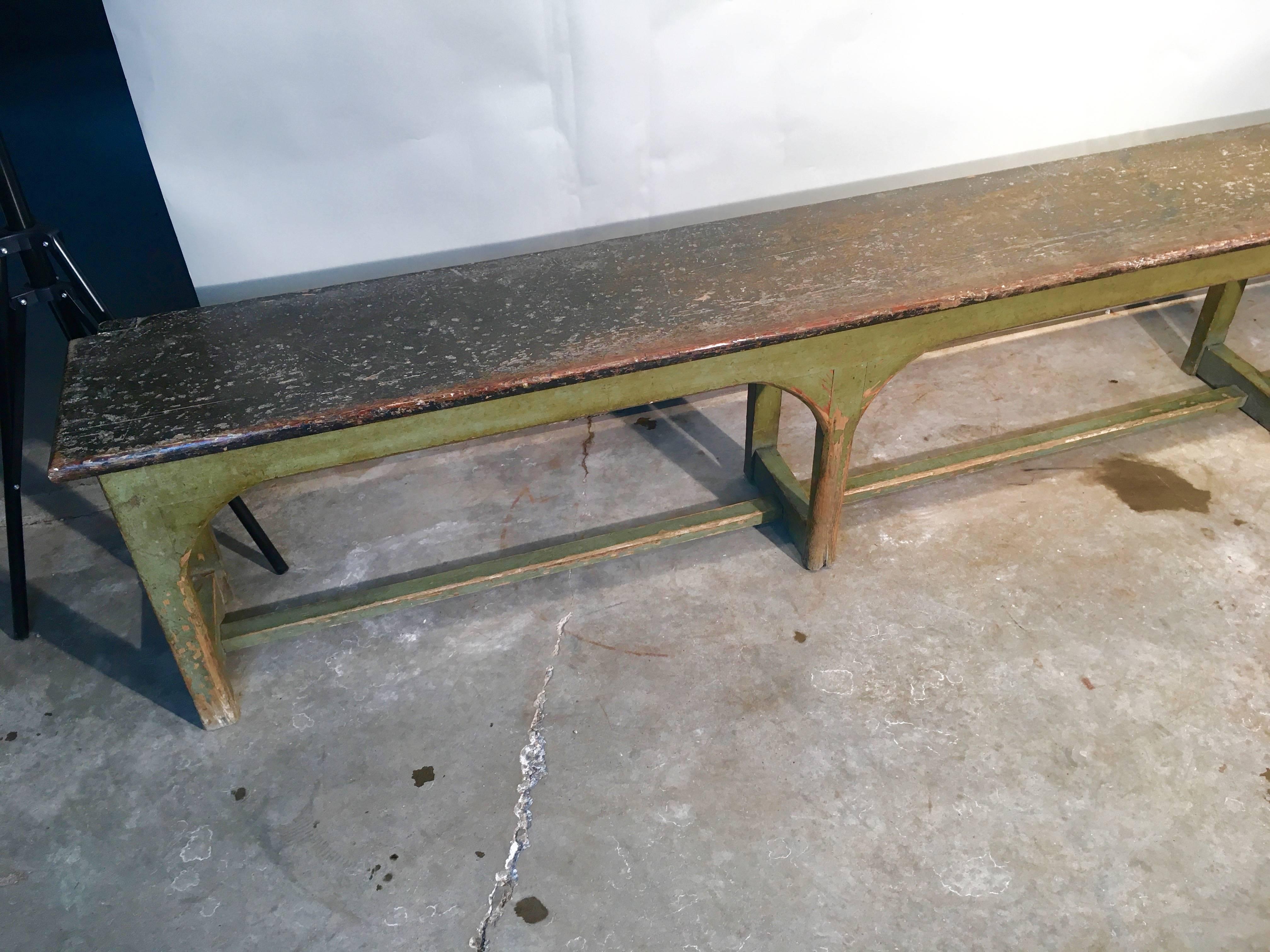 French Bistro Bench in Original Paint In Good Condition In Woodbury, CT