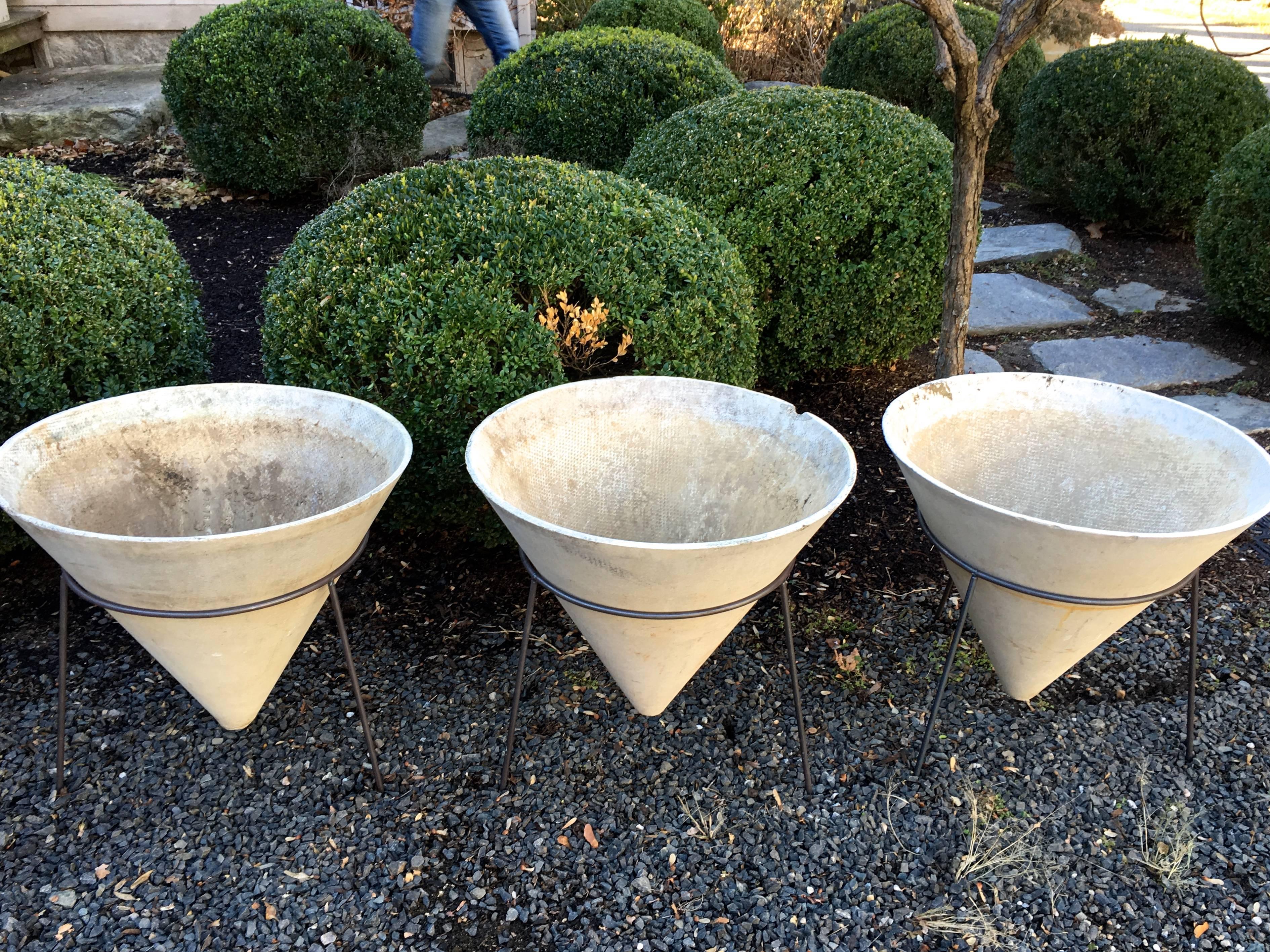 Pair of Rare Willy Guhl Conical Planters in Stands In Excellent Condition In Woodbury, CT
