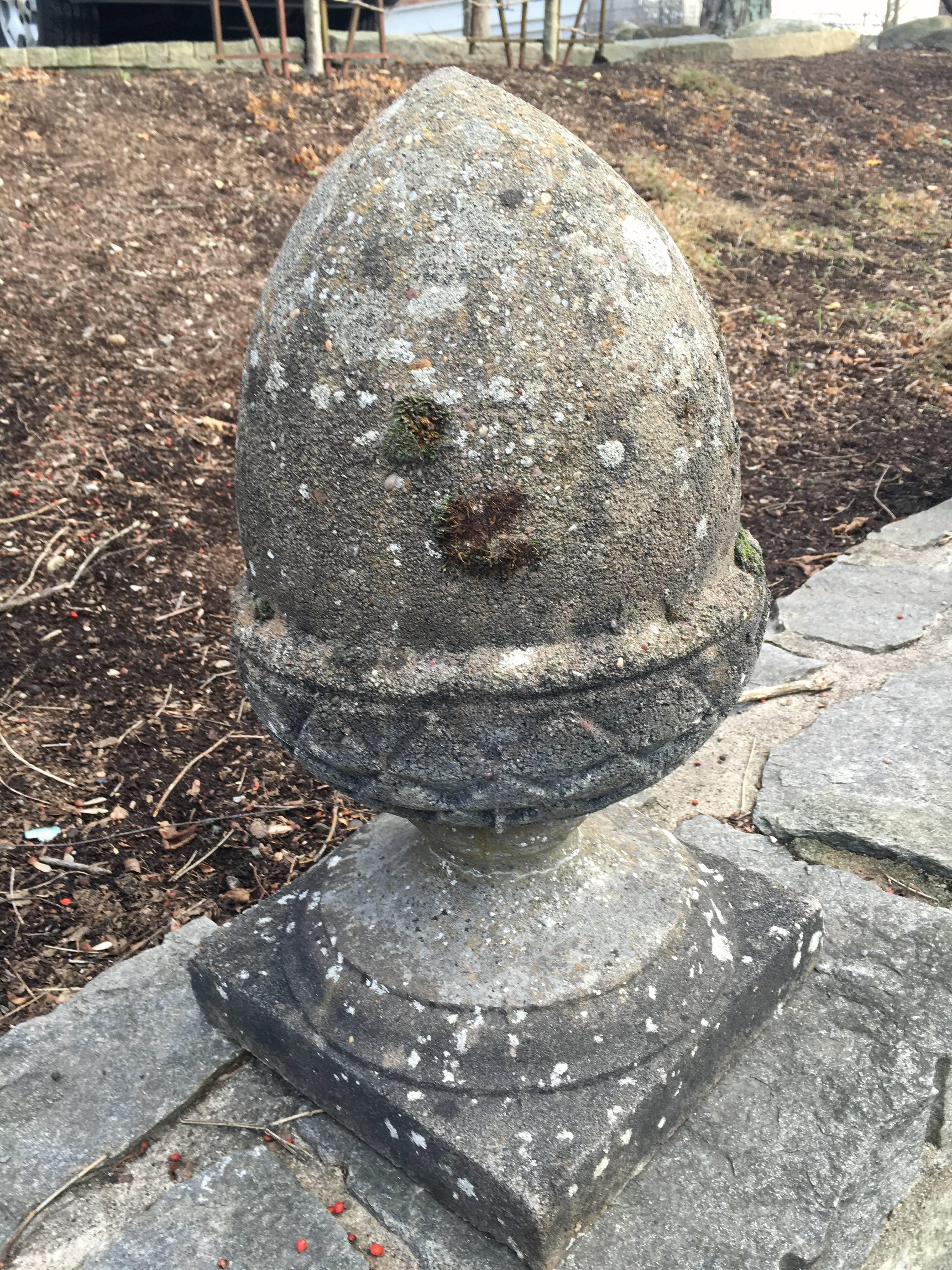 Pair of Mossy English Cast Stone Acorn Finials In Good Condition In Woodbury, CT