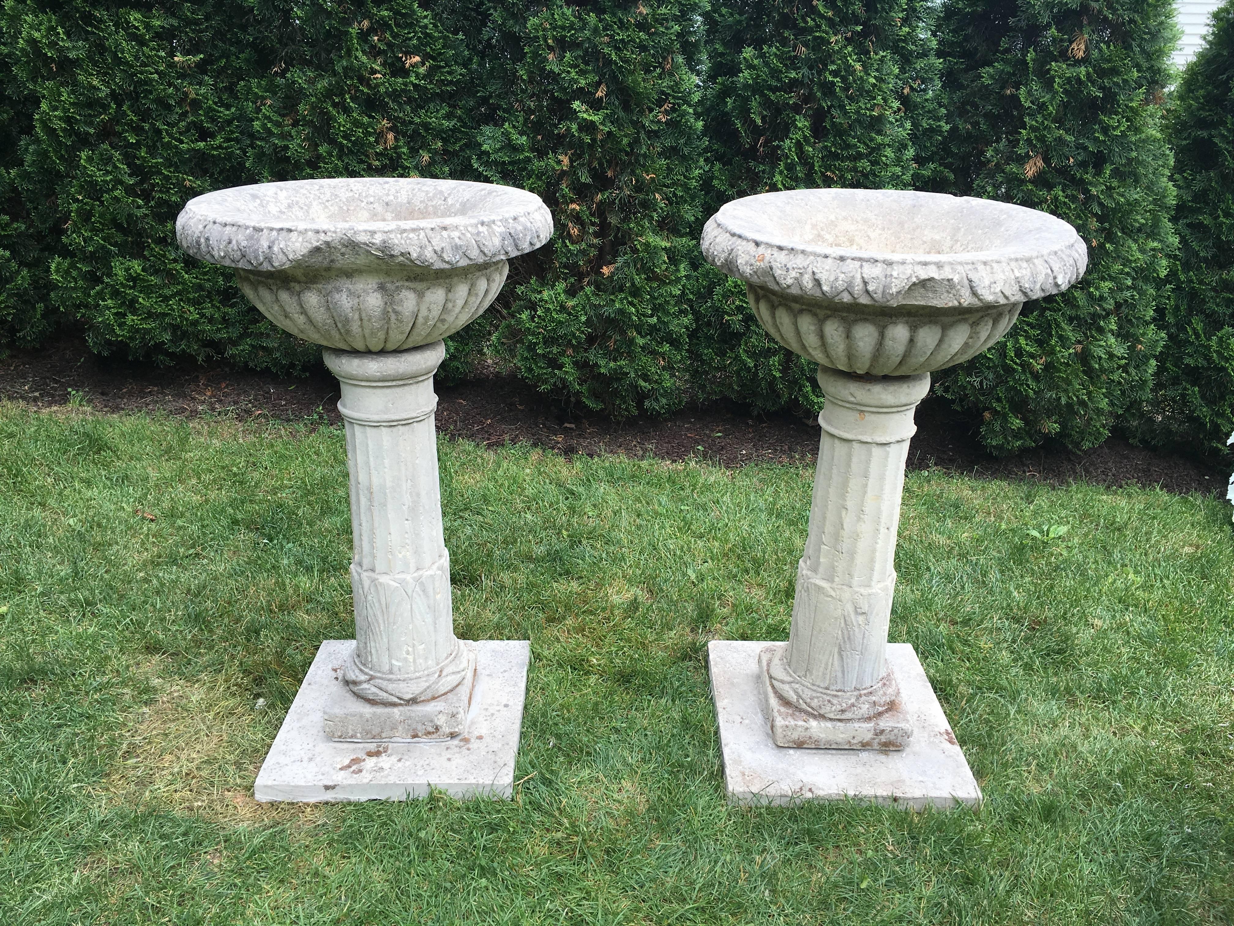 Pair of Tall 18th C Carved Limestone Urns owned by the Duke of Marlborough In Excellent Condition For Sale In Woodbury, CT