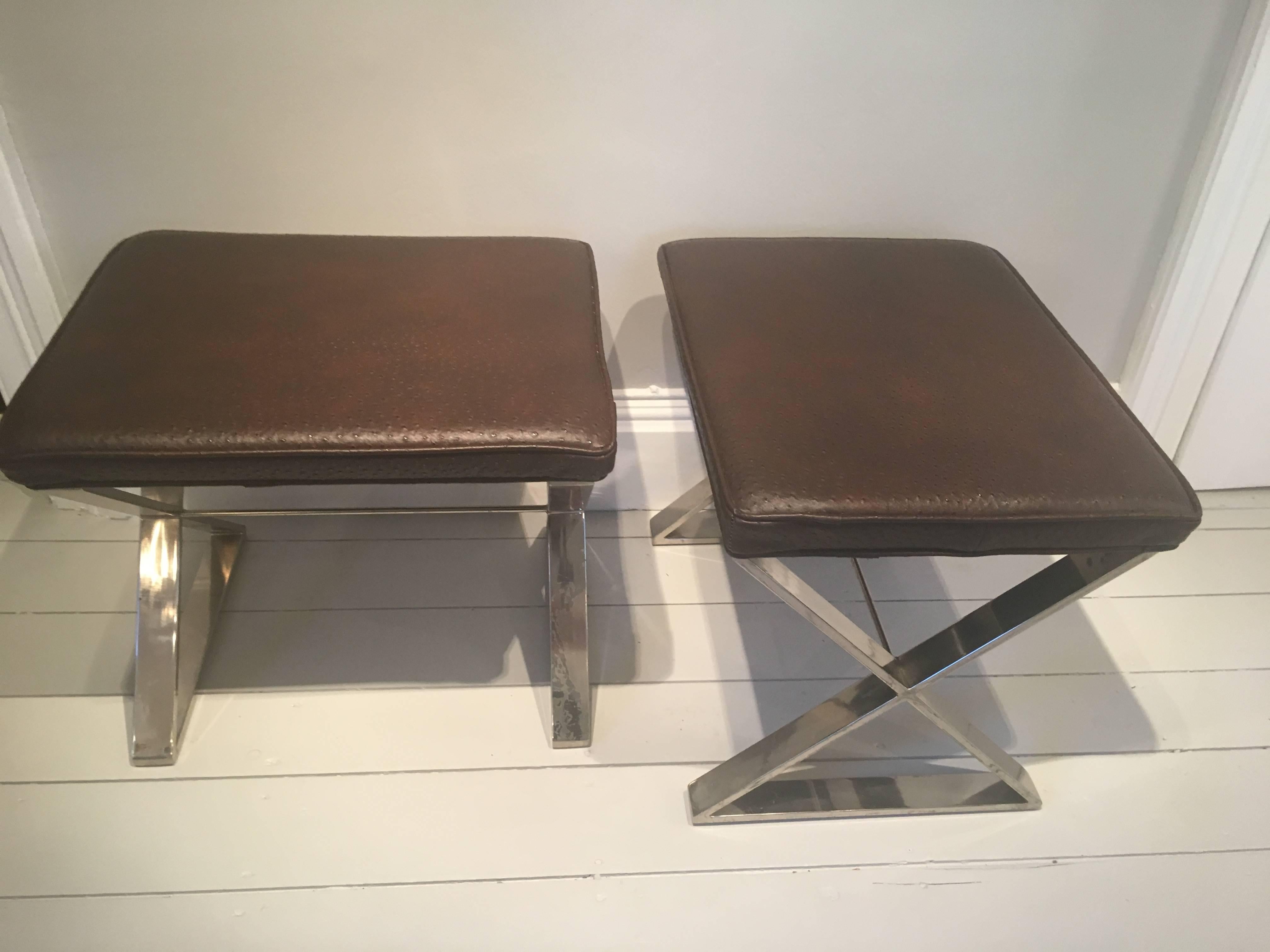 Mid-Century Modern Two Pairs of Milo Baughman-Style X-Form Stools For Sale