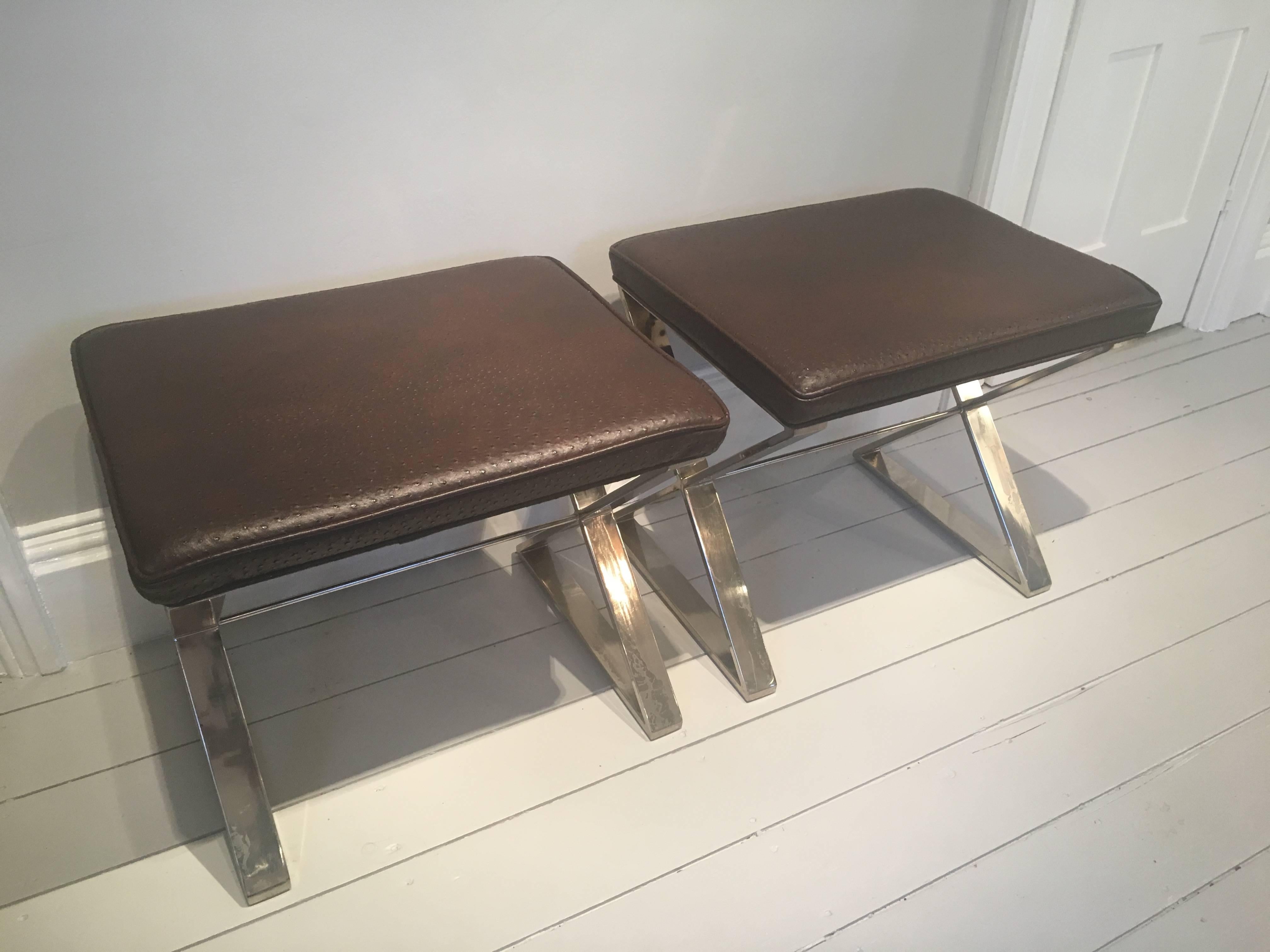 American Two Pairs of Milo Baughman-Style X-Form Stools For Sale