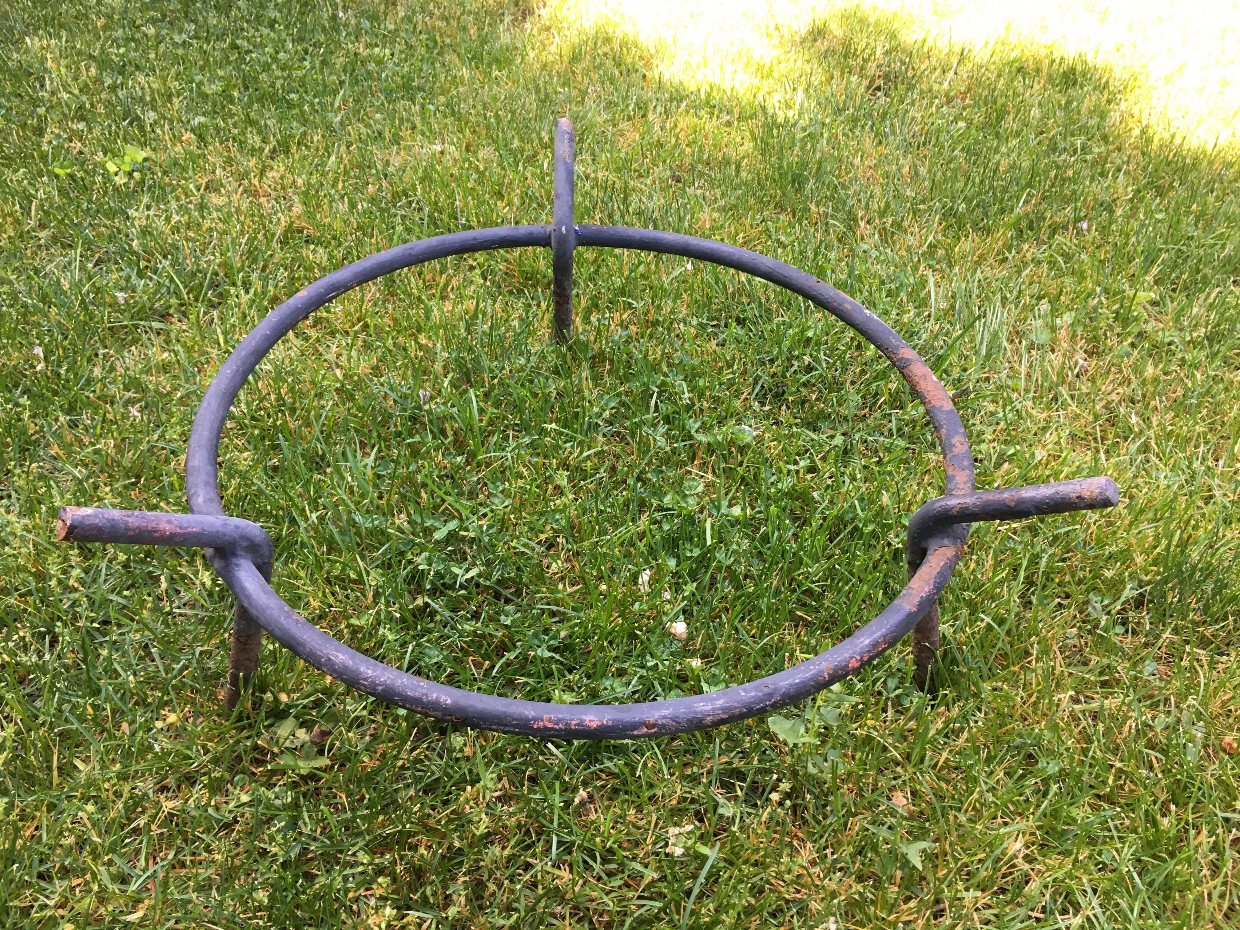 Swiss Single Willy Guhl Saucer Planter With Original Iron Stand