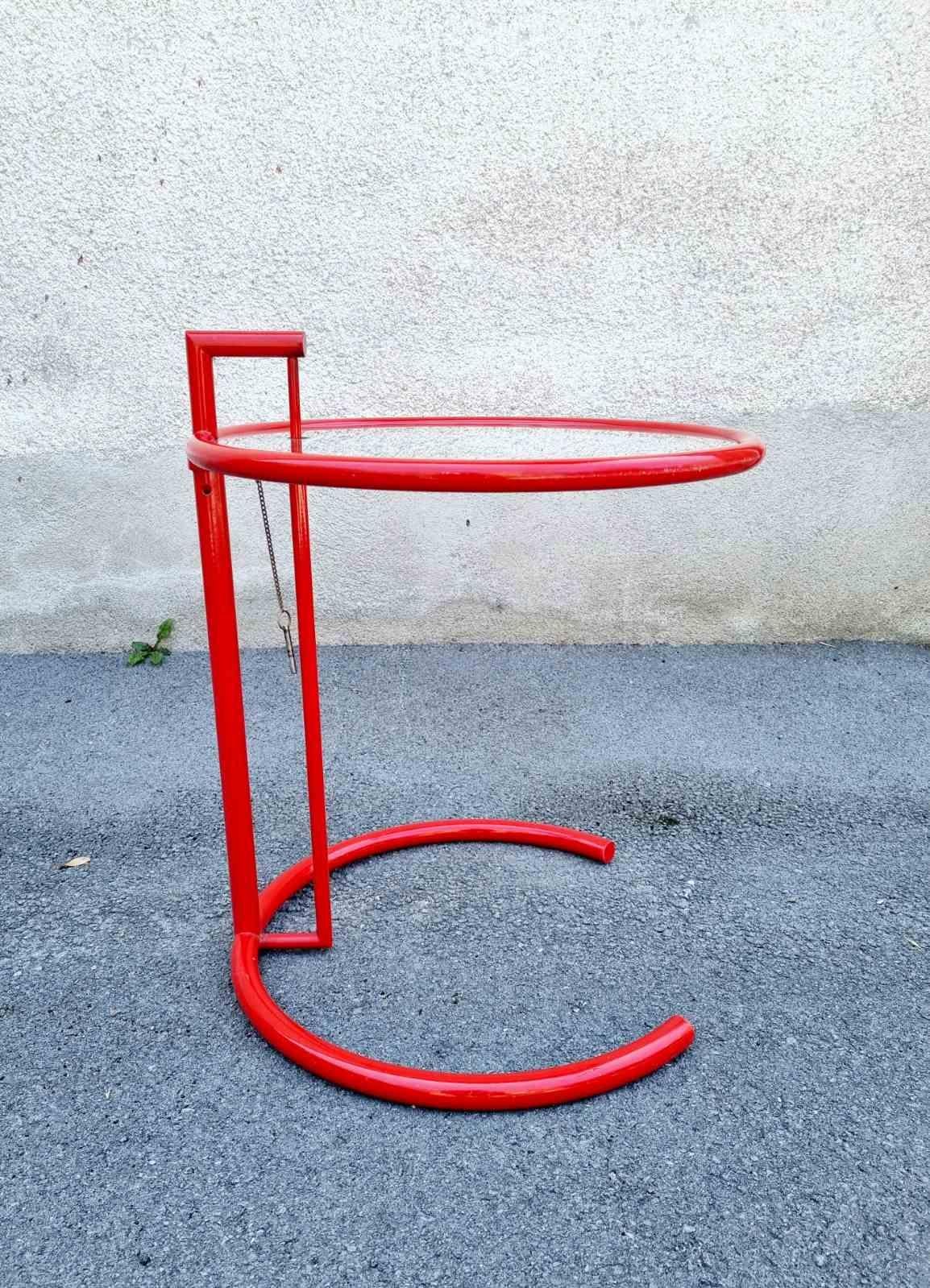 Bauhaus Adjustable Table E 1027 in Red, Designed by Eileen Gray, ClassiCon, 70s In Good Condition For Sale In Lucija, SI