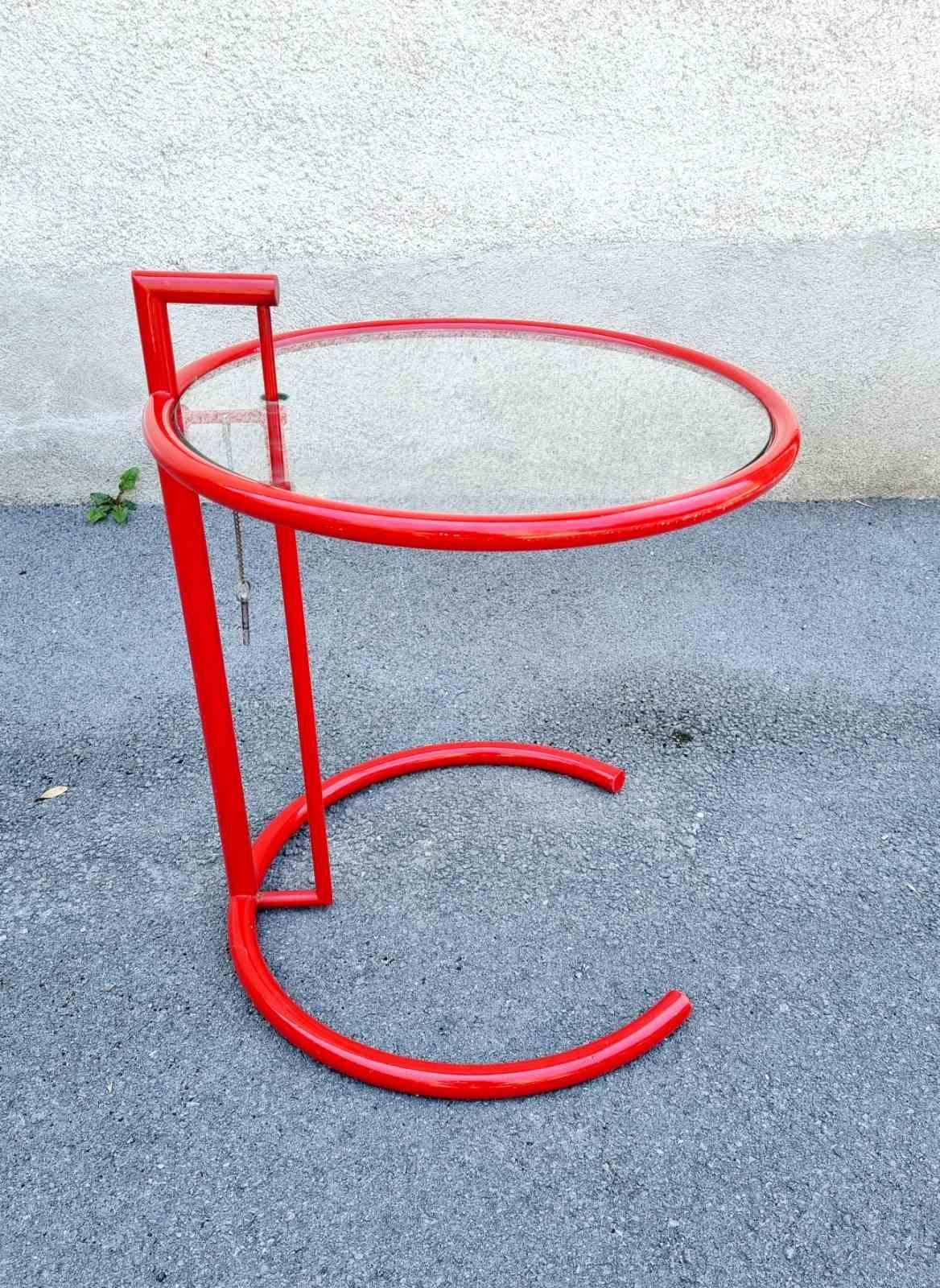 Bauhaus Adjustable Table E 1027 in Red, Designed by Eileen Gray, ClassiCon, 70s For Sale 3