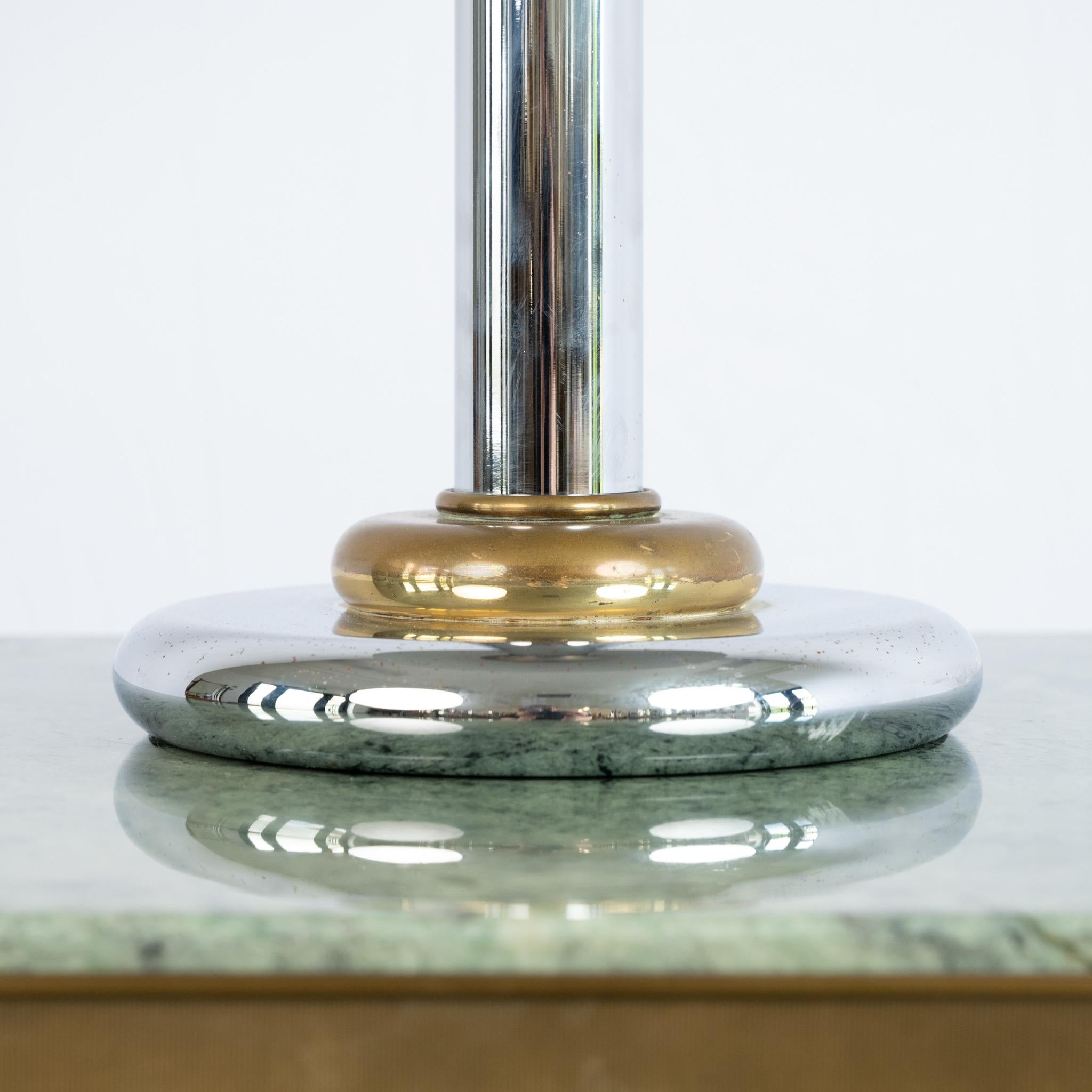 Français Lampe de table Drummond Chrome Deco en vente