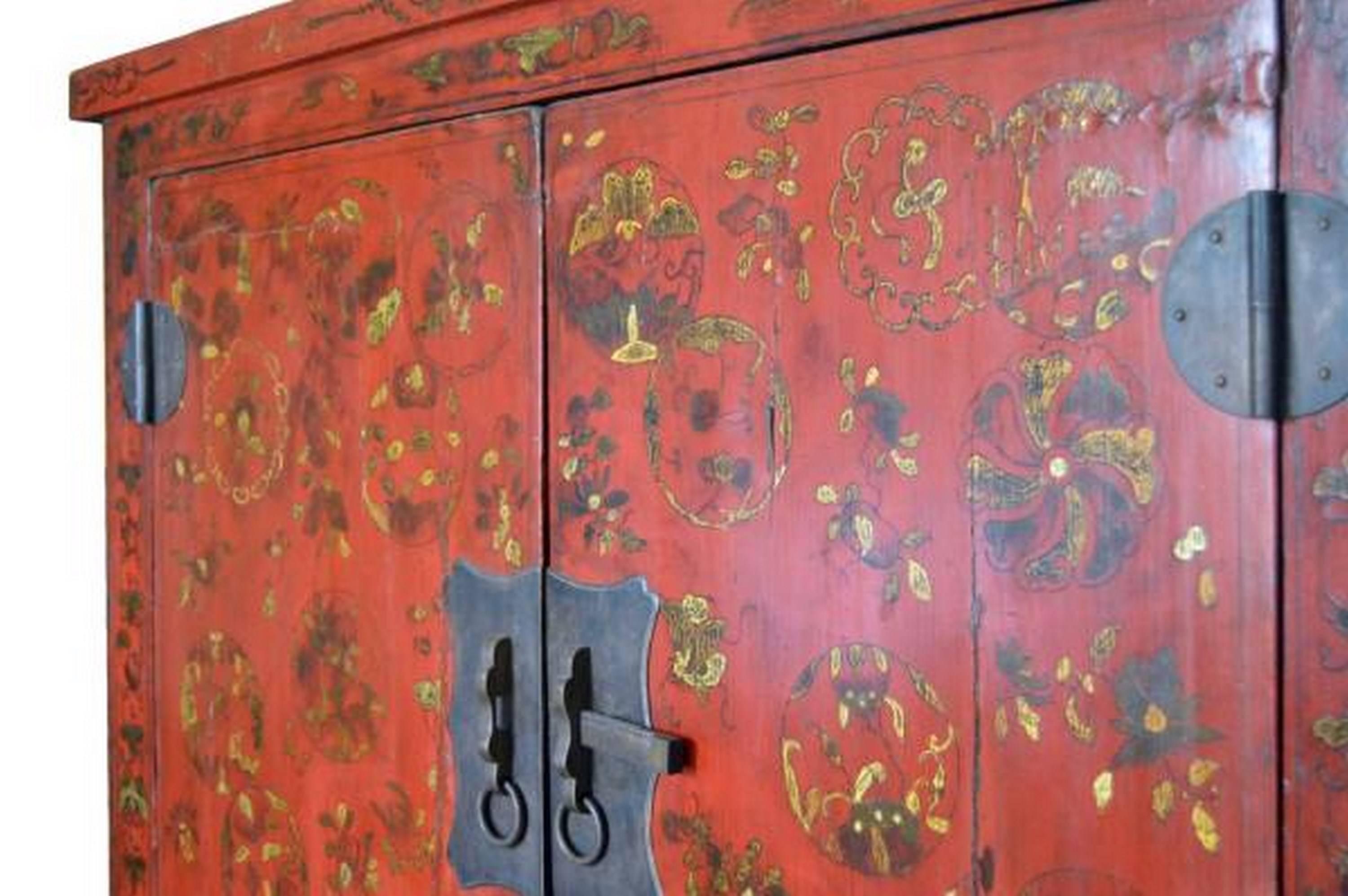 19th Century Antique Chinese Chinoiserie Red Lacquer Cabinet or Armoire