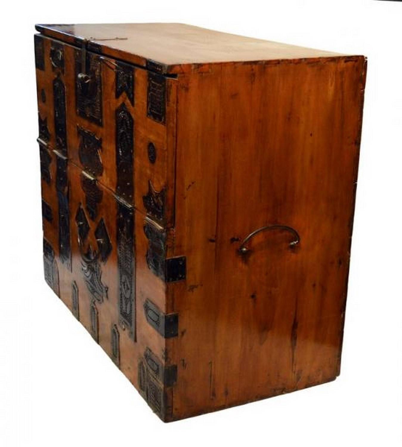 Antique Korean Blanket Chest For Sale at 1stdibs