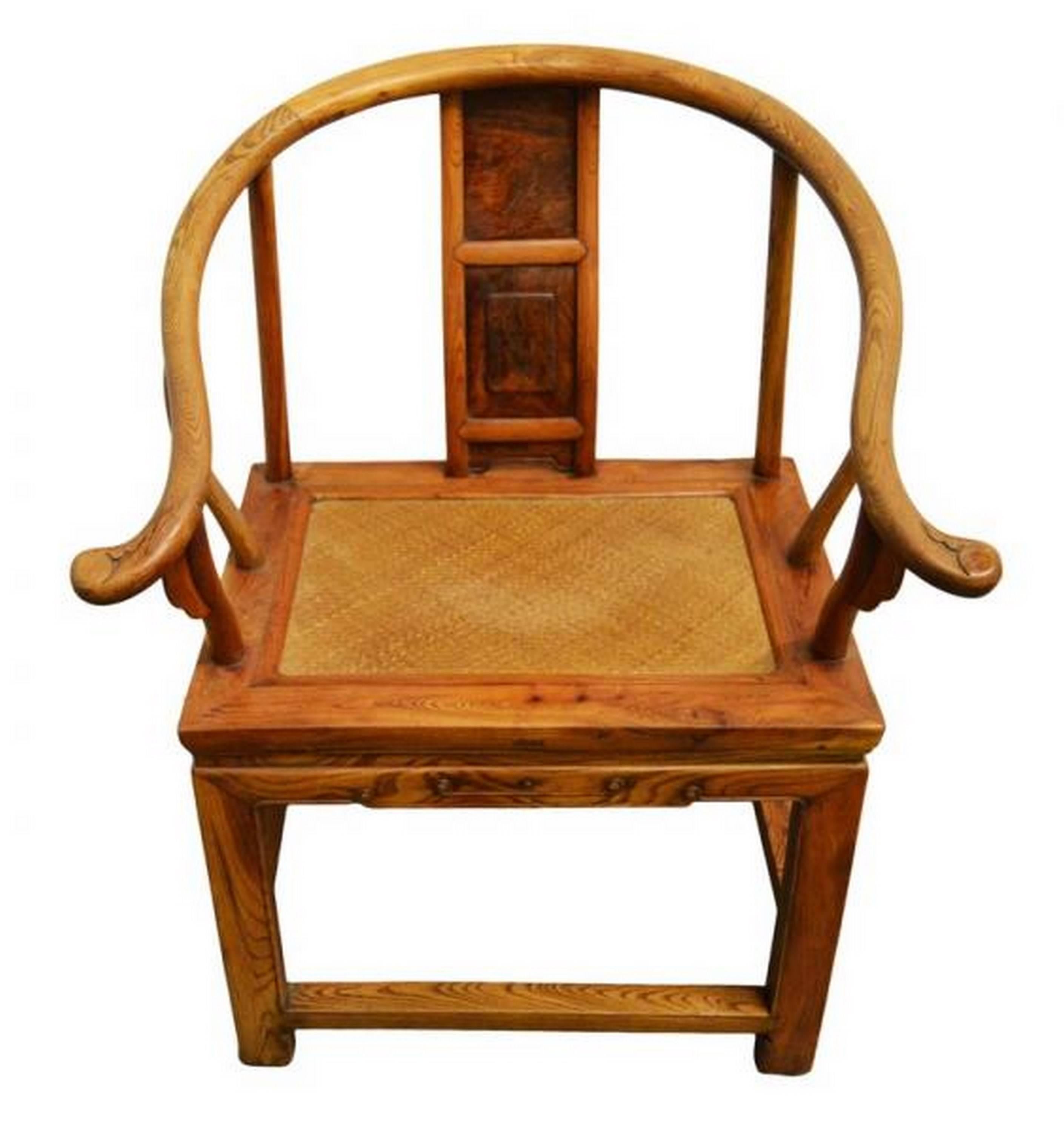 Wood 19th Century Chinese Light Brown Lacquered Horseshoe Back Chair with Rattan Seat