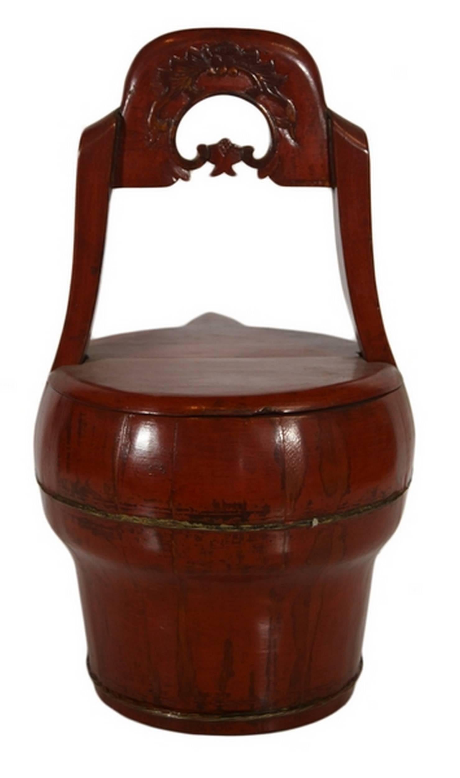 Antique Hand-Carved Red Lacquered Basket with Spout from 19th Century, China In Good Condition For Sale In Yonkers, NY