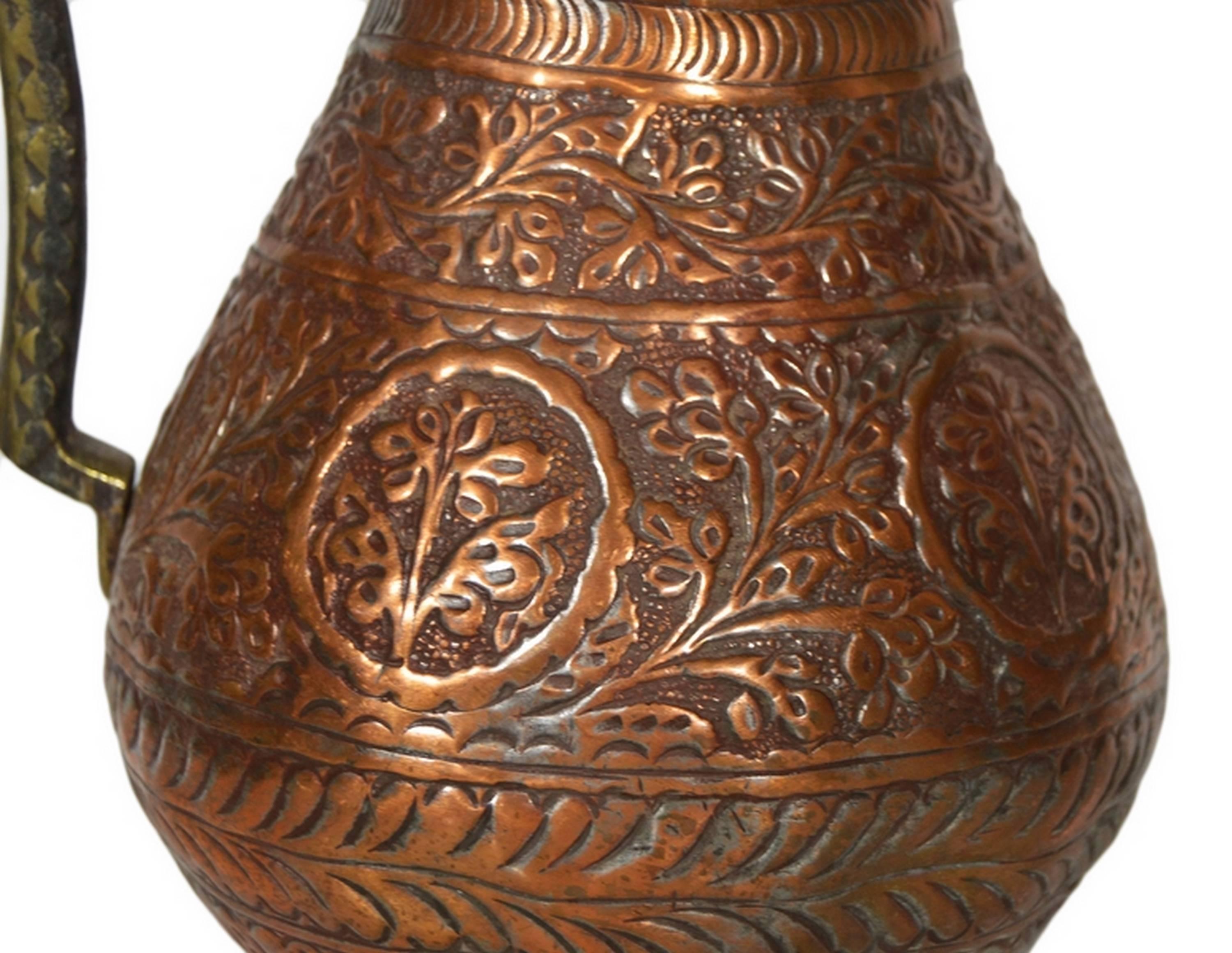 Antique Indian Detailed Hand-Hammered Globular Copper Pitcher, 19th Century In Good Condition In Yonkers, NY