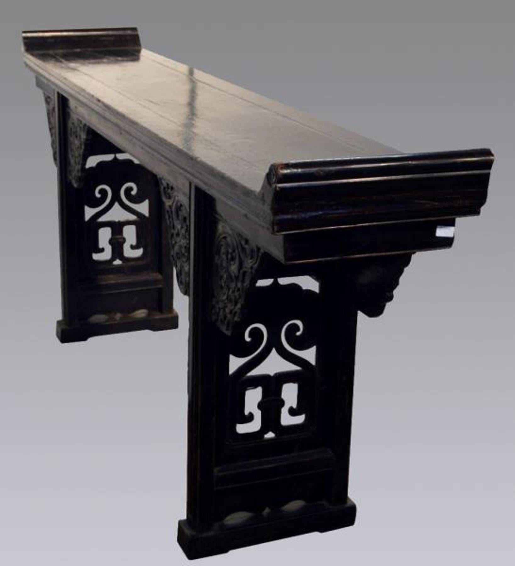 19th Century Antique Black Lacquer Console Table with Carved Details from China, circa 1800s