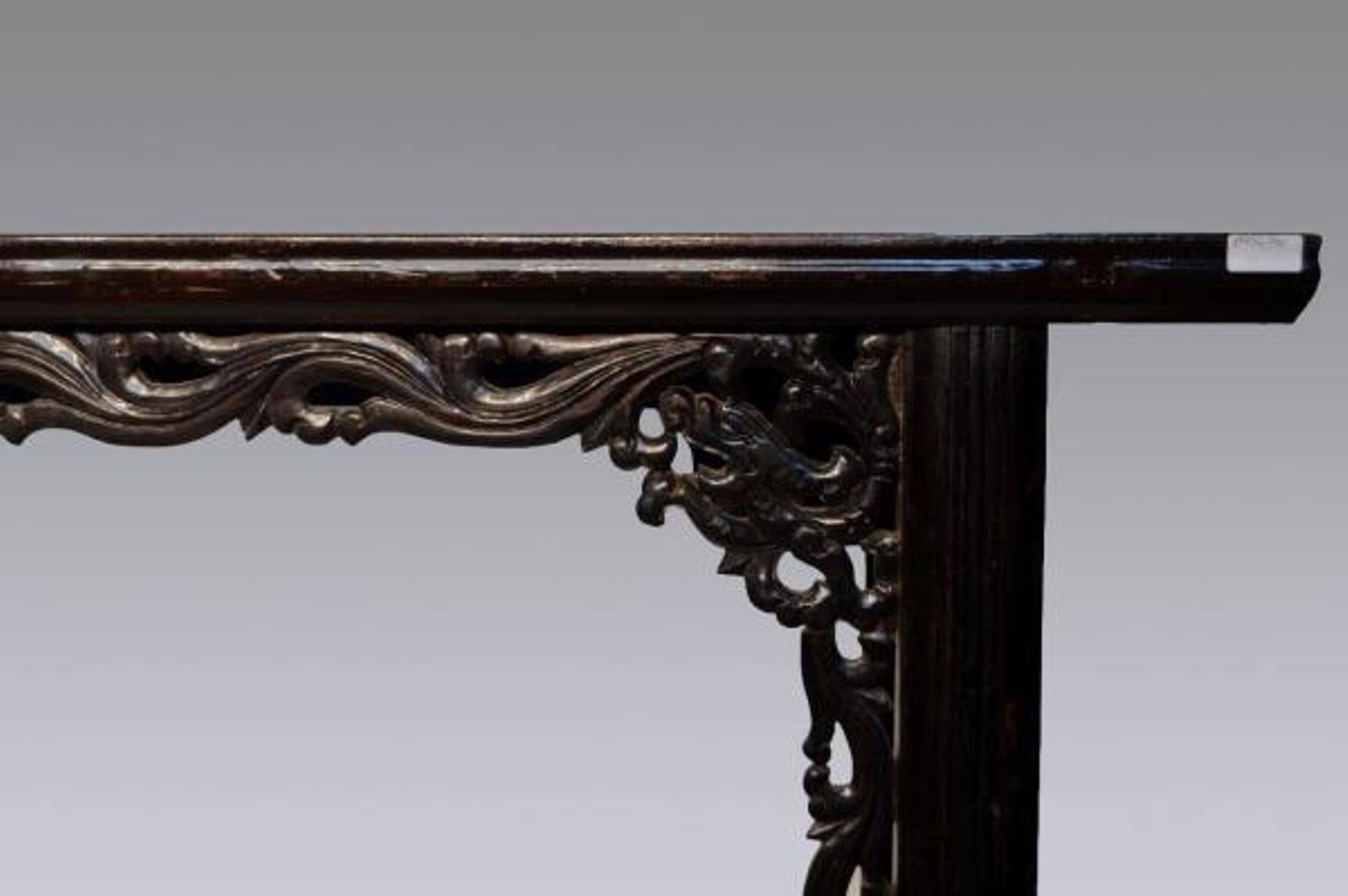 Chinese Antique Dark Lacquer Console Table with Molding from China in the 1800s