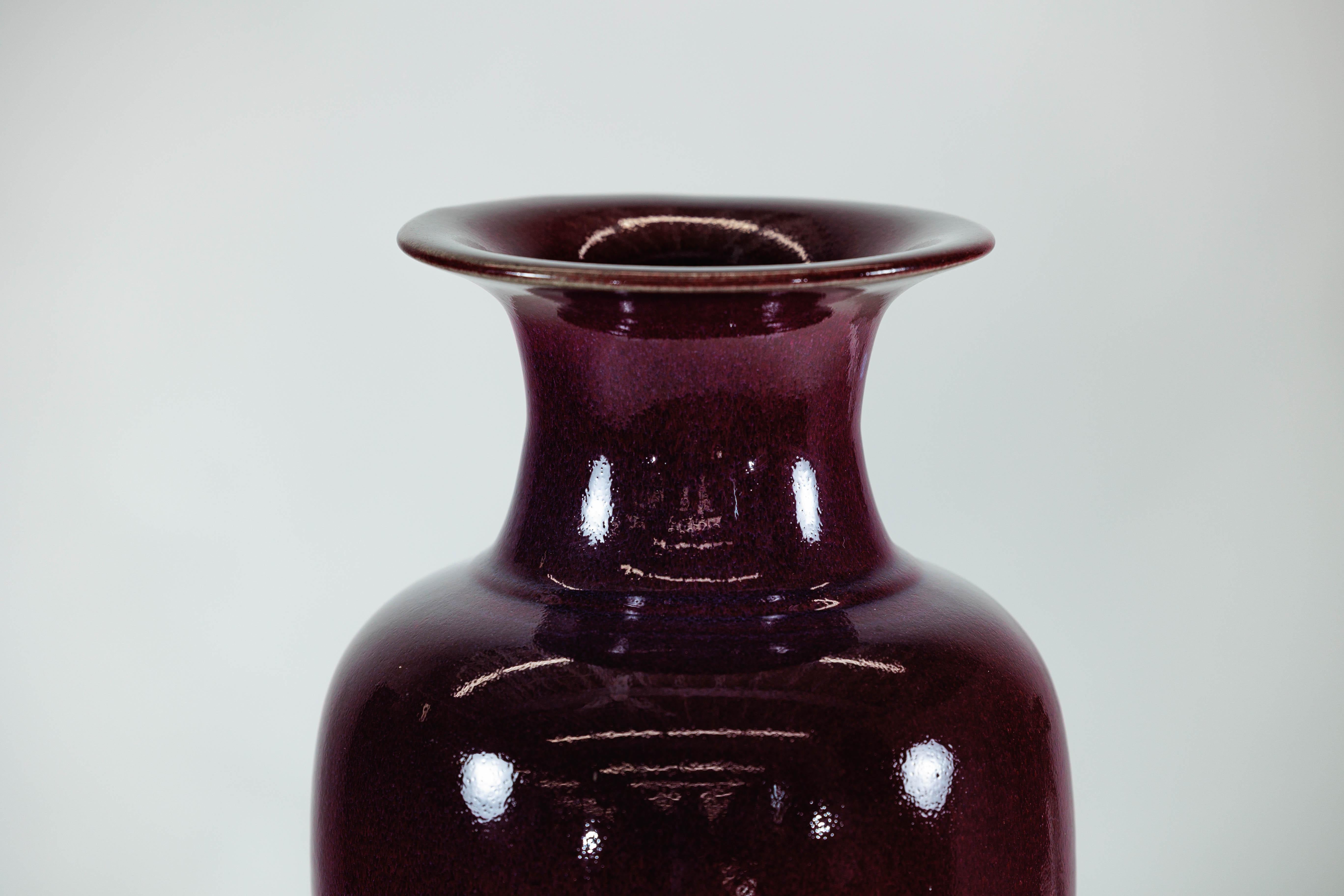 Tall Stoneware Vase with Deep Oxblood Flambé Glaze In Good Condition For Sale In Yonkers, NY