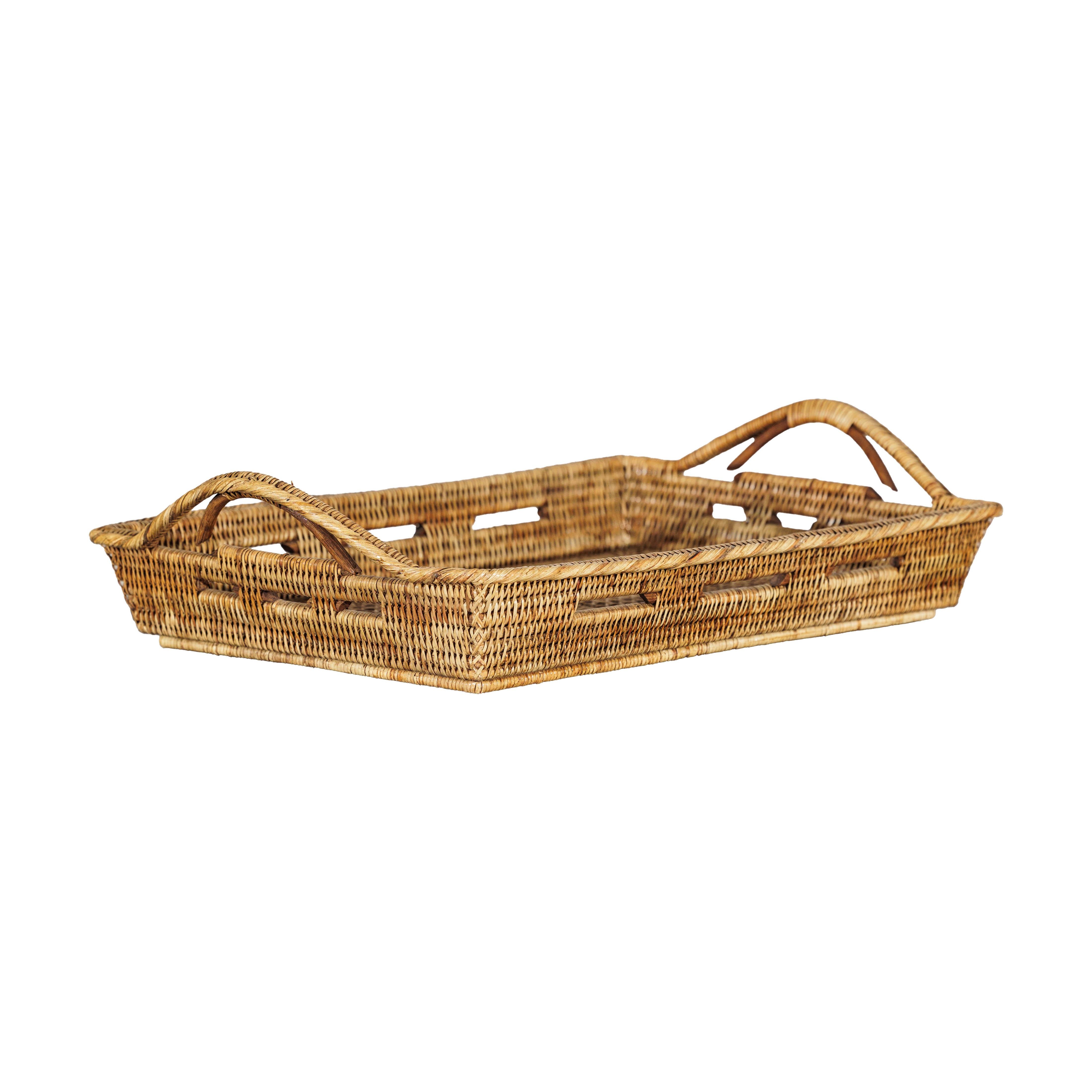 Vassoio in stile country in rattan intrecciato a mano con maniglie laterali ad arco in vendita 4