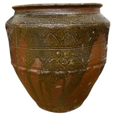 Shigaraki-Style Pottery Planter Jar with Drip Glaze Pattern