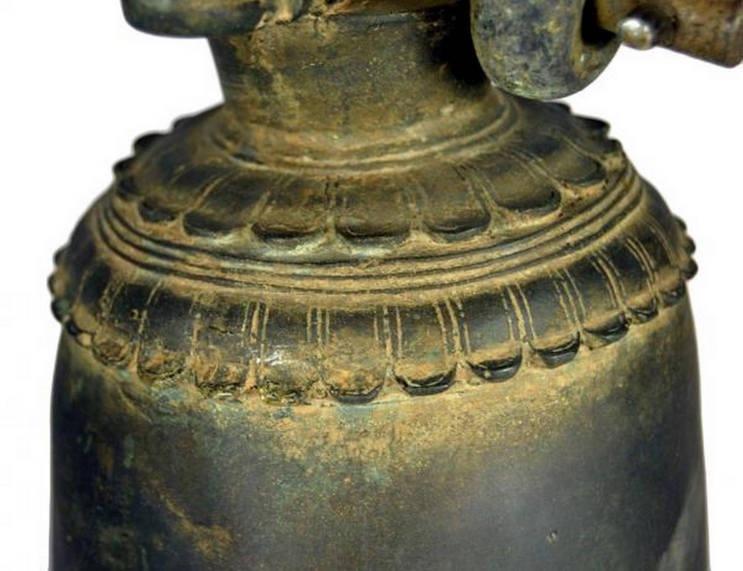 Antique Burmese Temple Bronze Bell with Elaborate Adornment, 18th Century 1