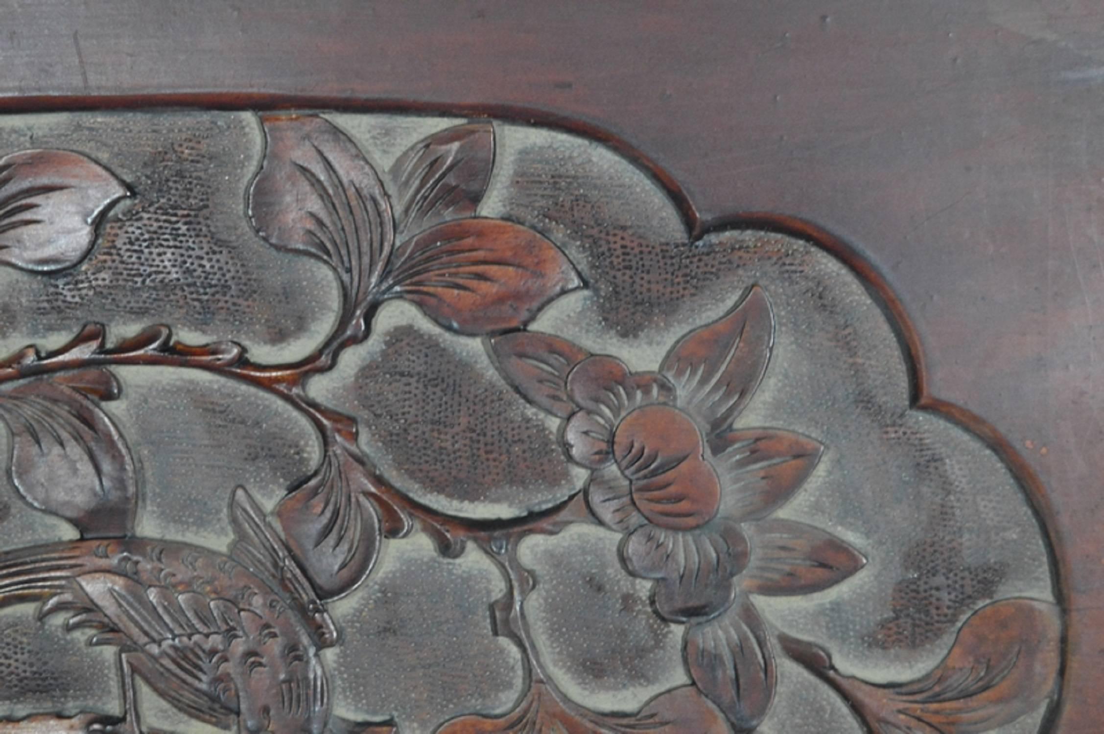 Antique Hand-Carved Lacquered Rosewood Wall Plaque from 19th Century, China In Good Condition For Sale In Yonkers, NY