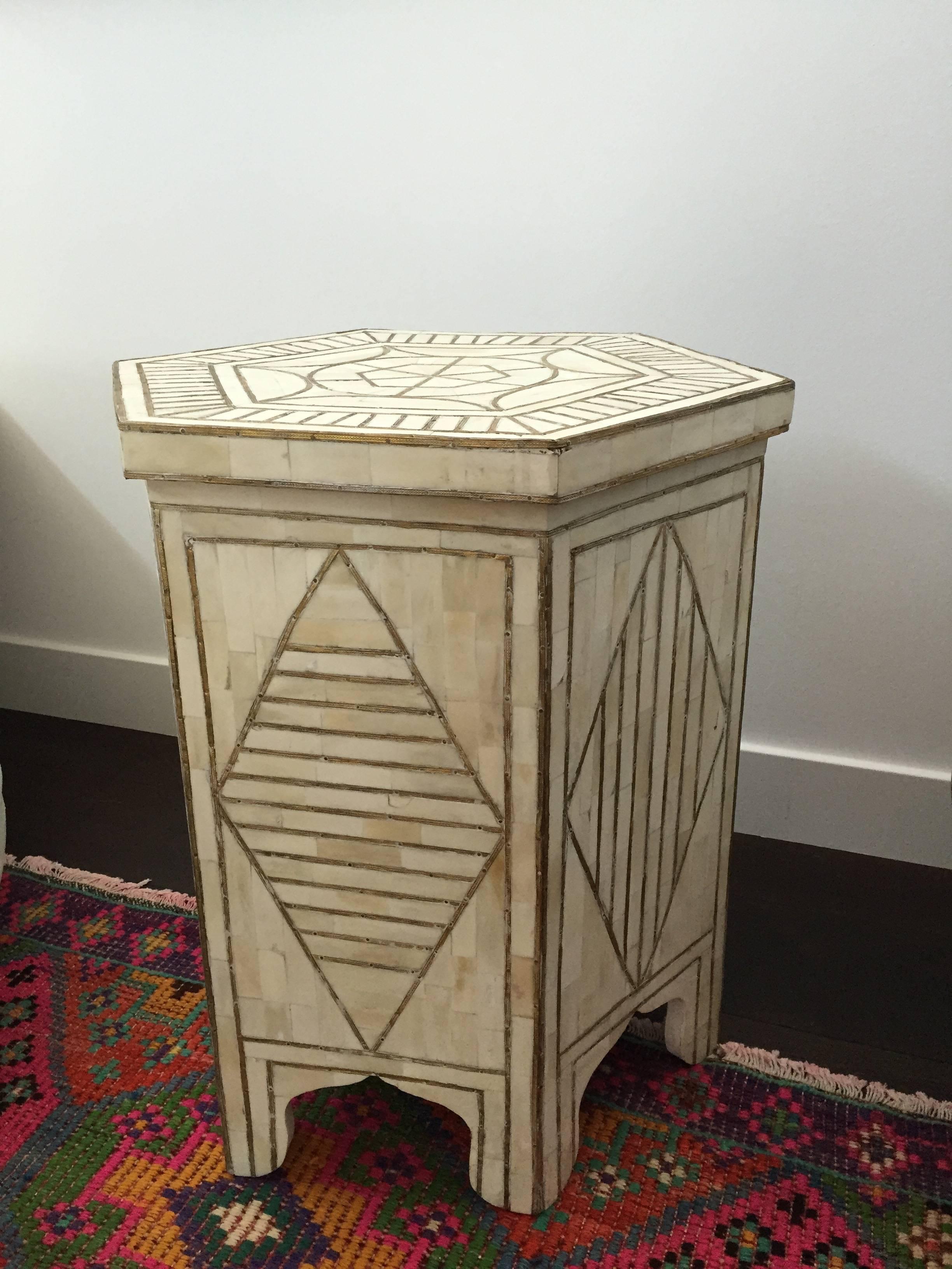 Bone and Brass Inlay Side Table with Geometric Modern Design For Sale 2