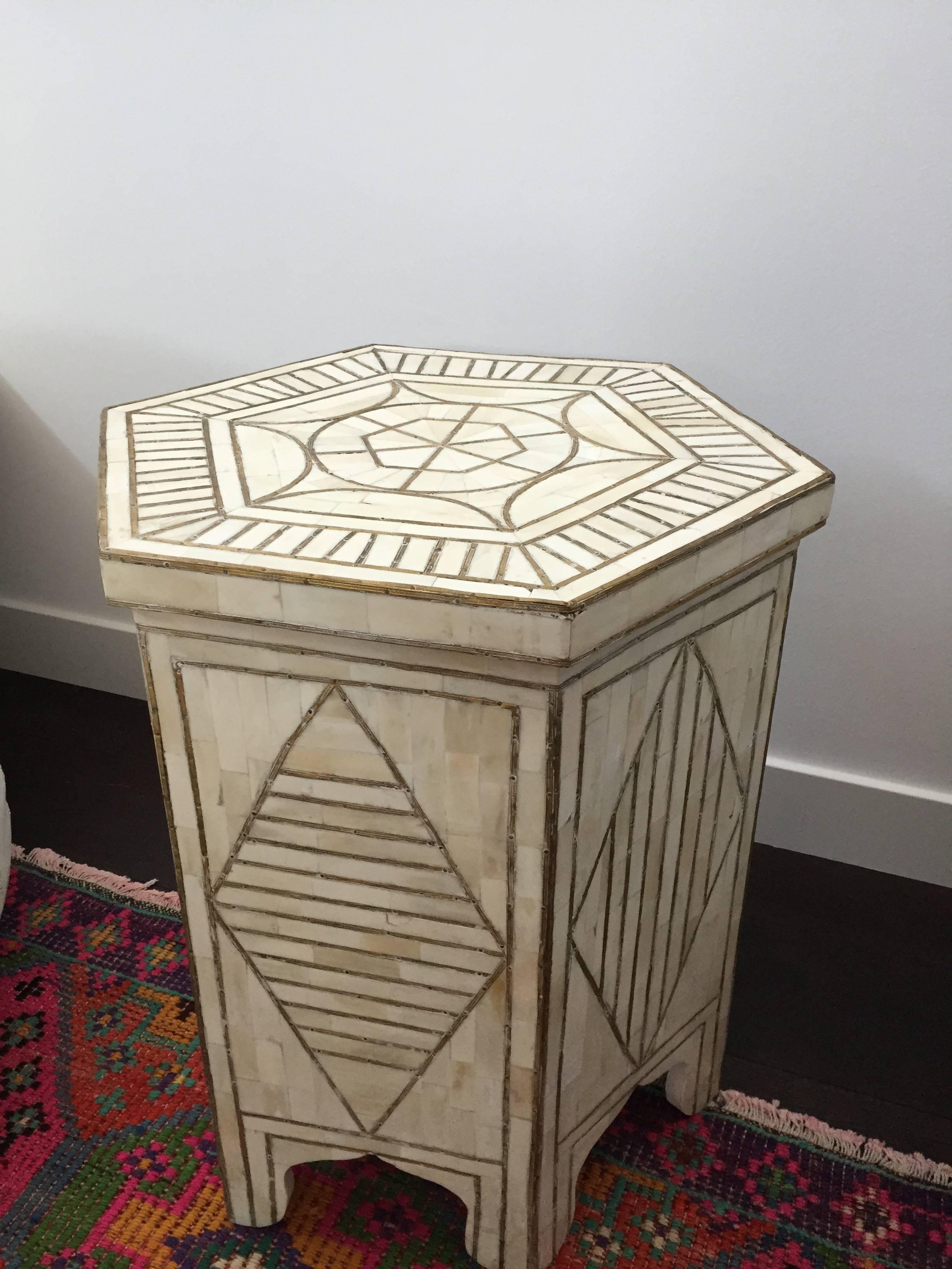 Contemporary Bone and Brass Inlay Side Table with Geometric Modern Design For Sale