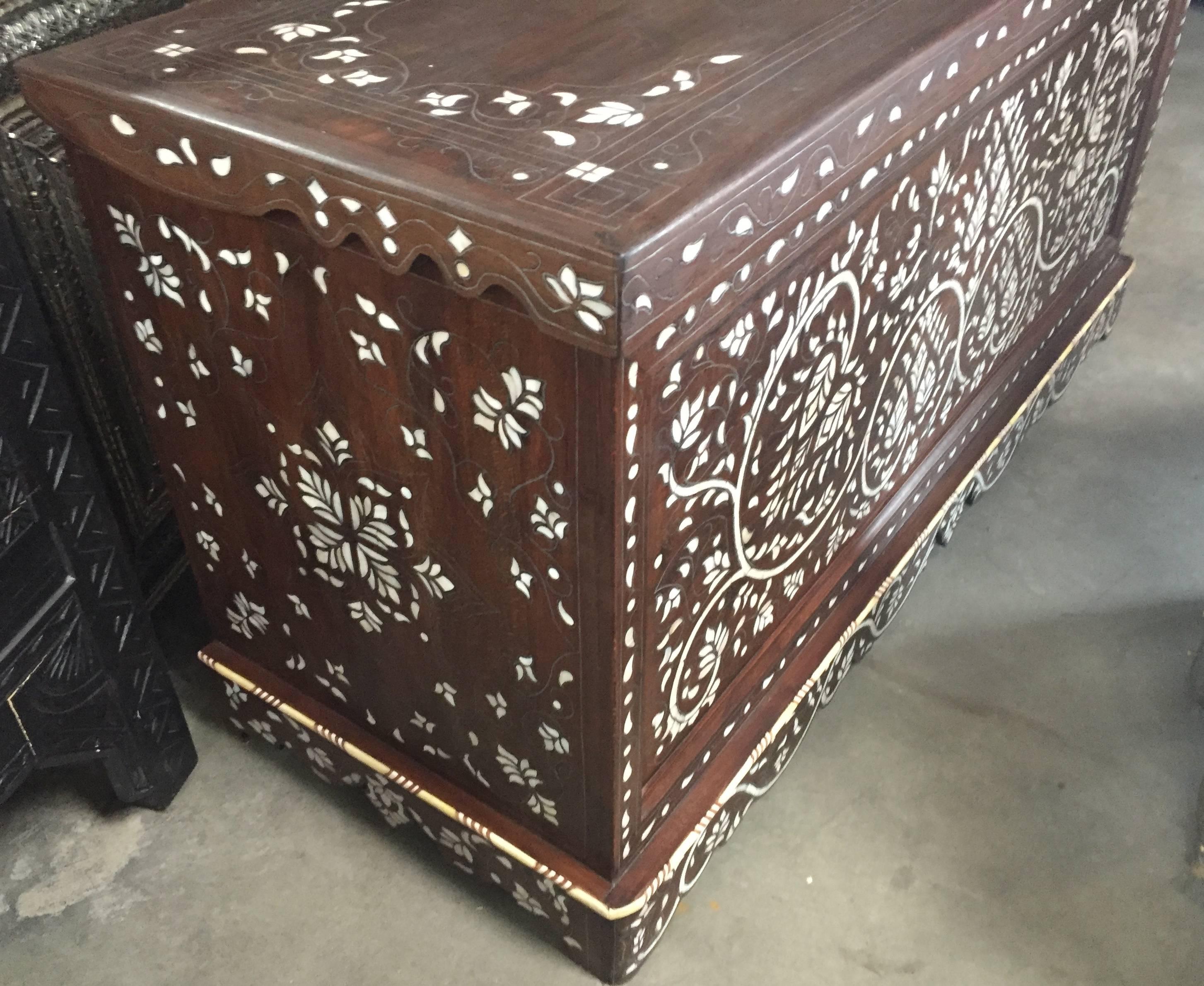 20th Century Syrian Mother-of-Pearl Lift Top Chest