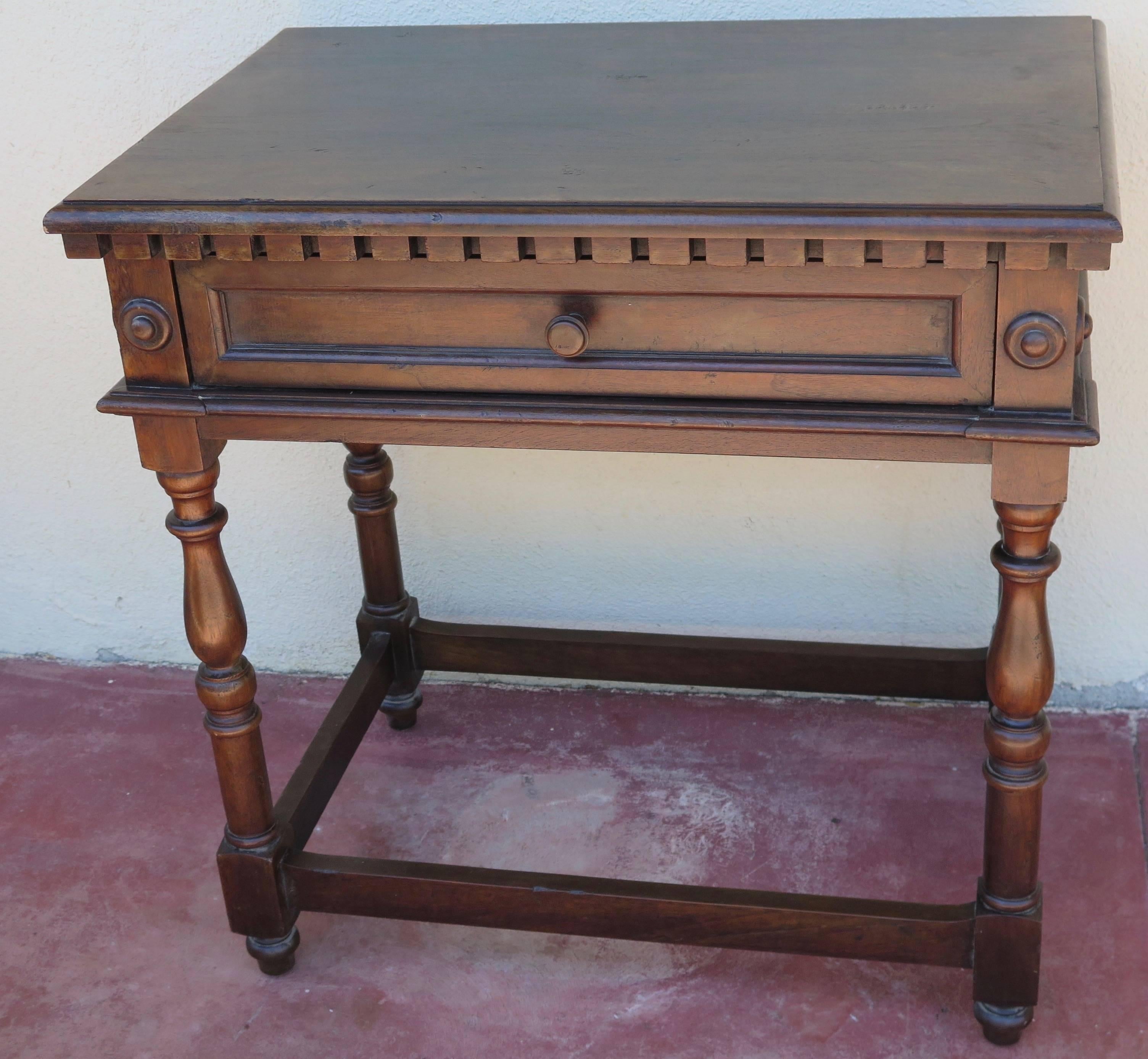 Custom Italian Baroque Walnut Period Style Side or End Table In Excellent Condition For Sale In Montecito, CA