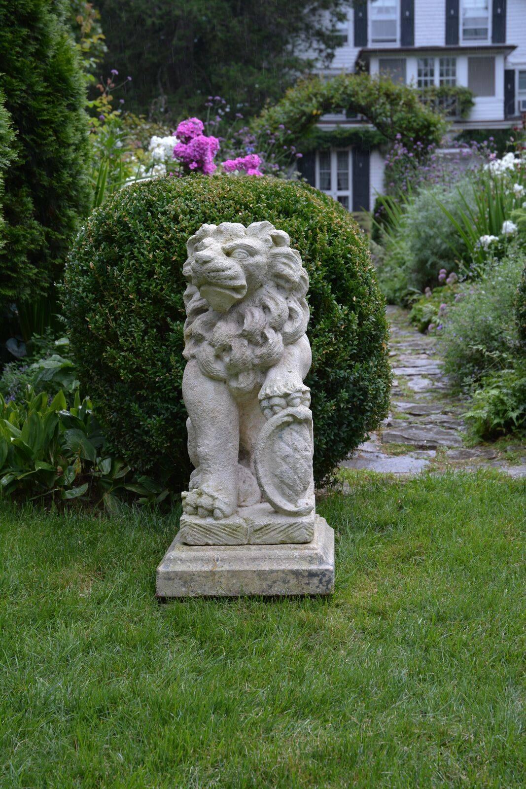 Limestone Carved Stone Bavarian Lions