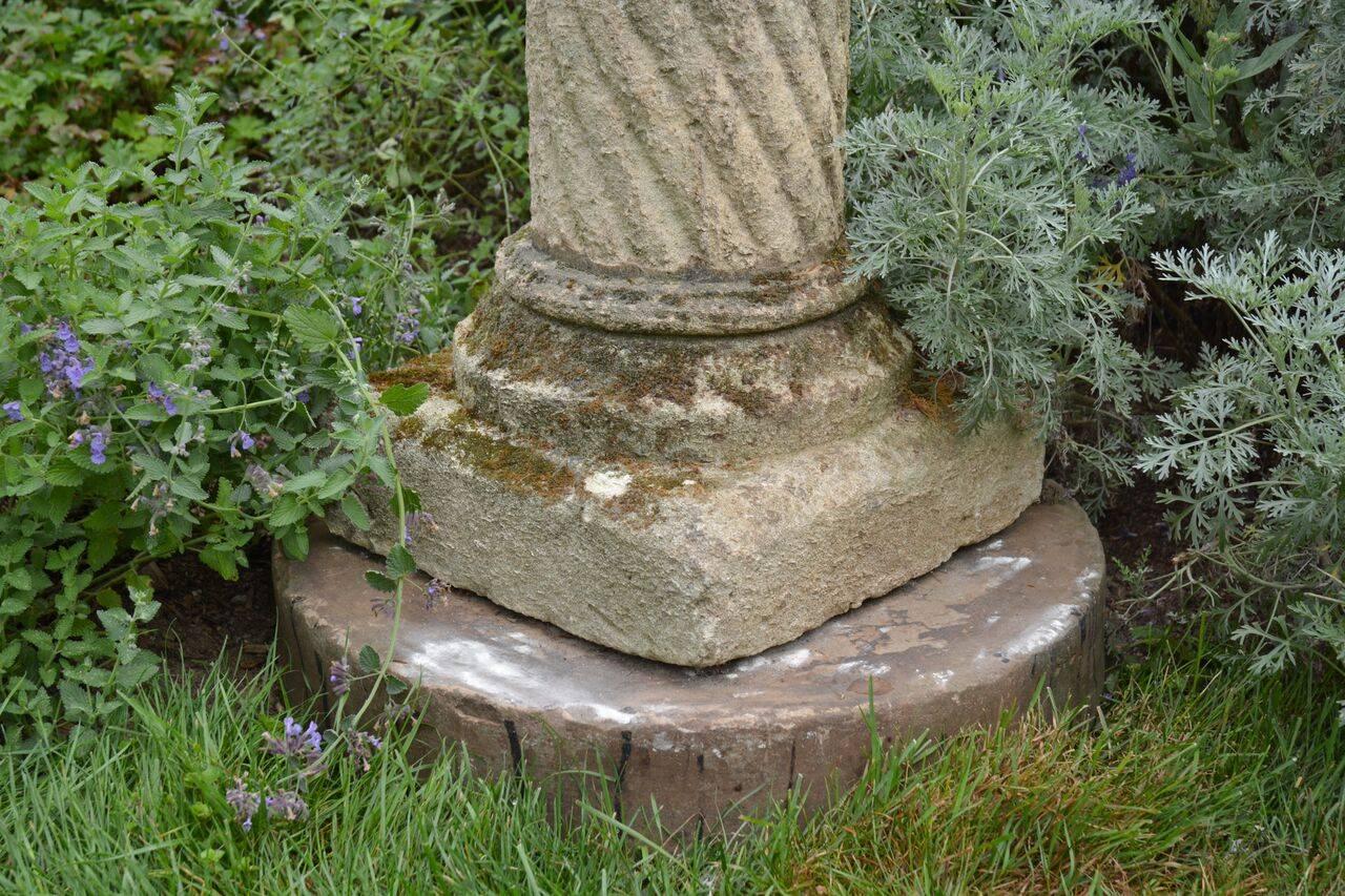 Carved Stone Sundial In Good Condition In Katonah, NY
