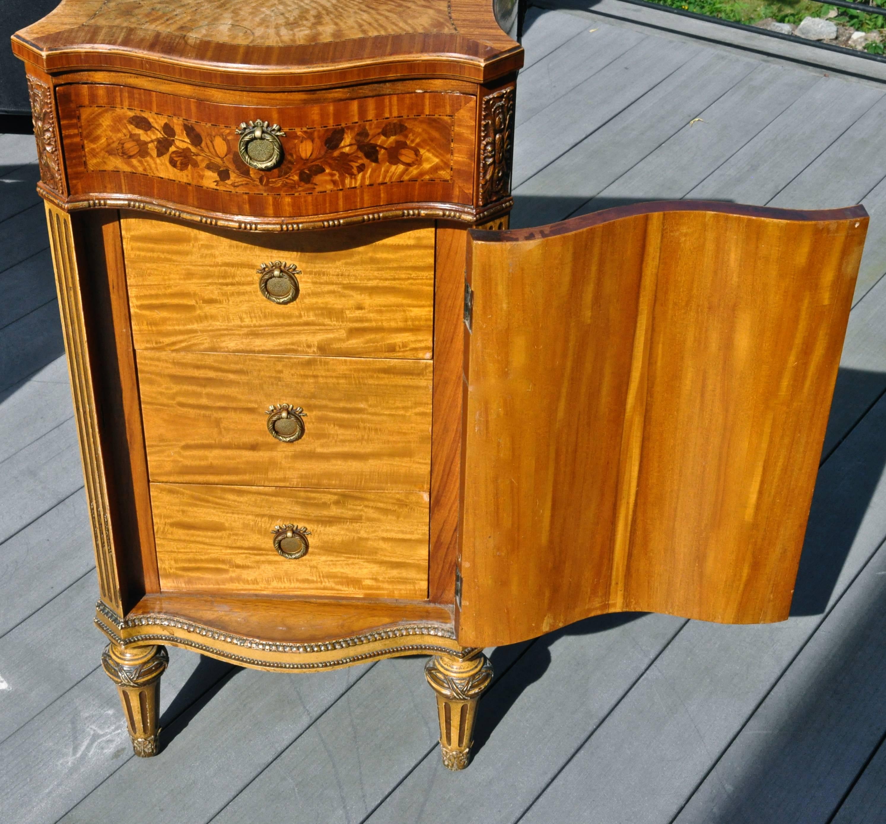 Pair of Edwardian Satinwood Inlaid Cabinets In Excellent Condition In Essex, MA