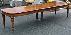 Regency 19th Century Walnut Expanding Dining Table